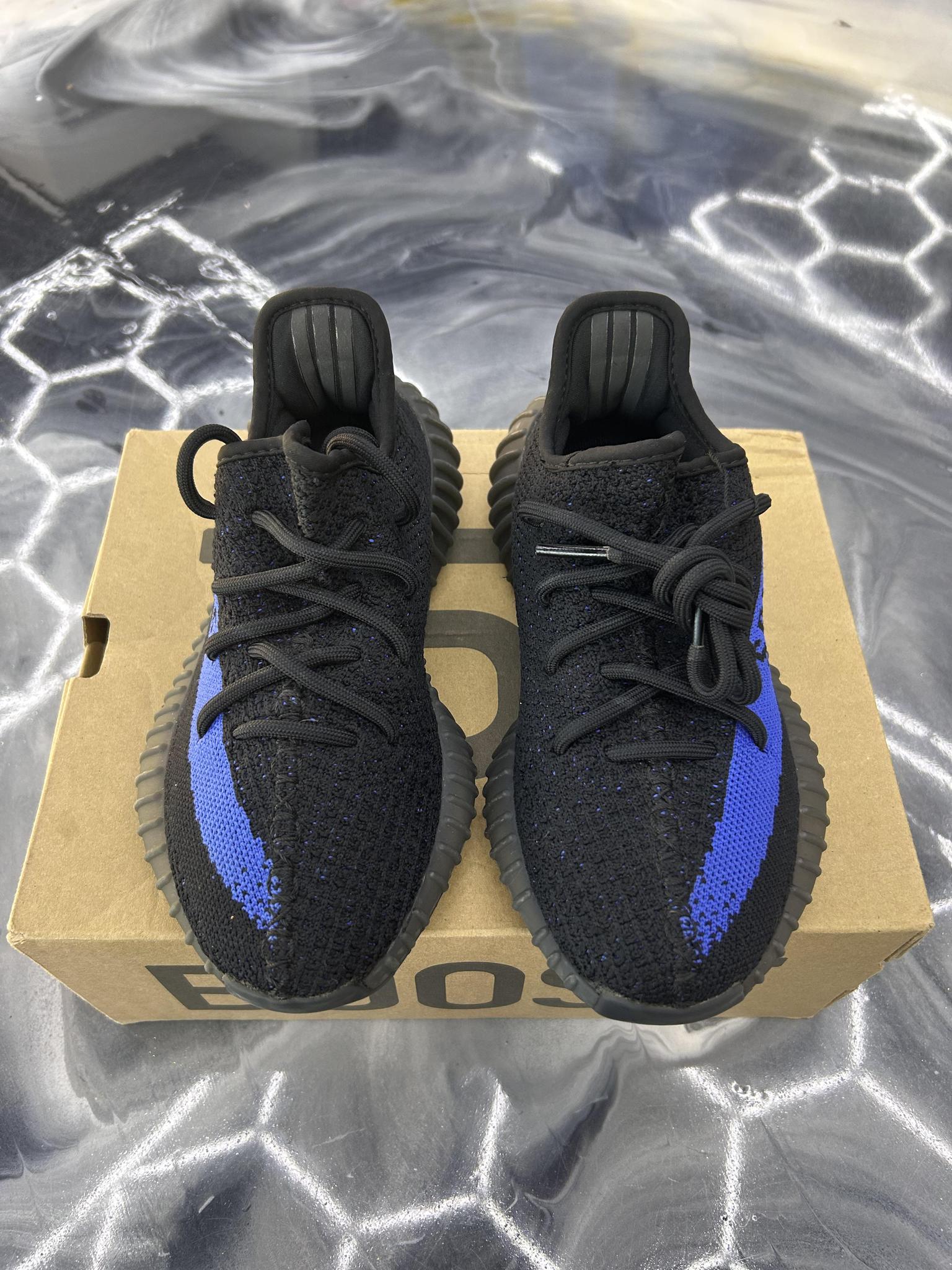 Adidas Yeezy 350 V2 