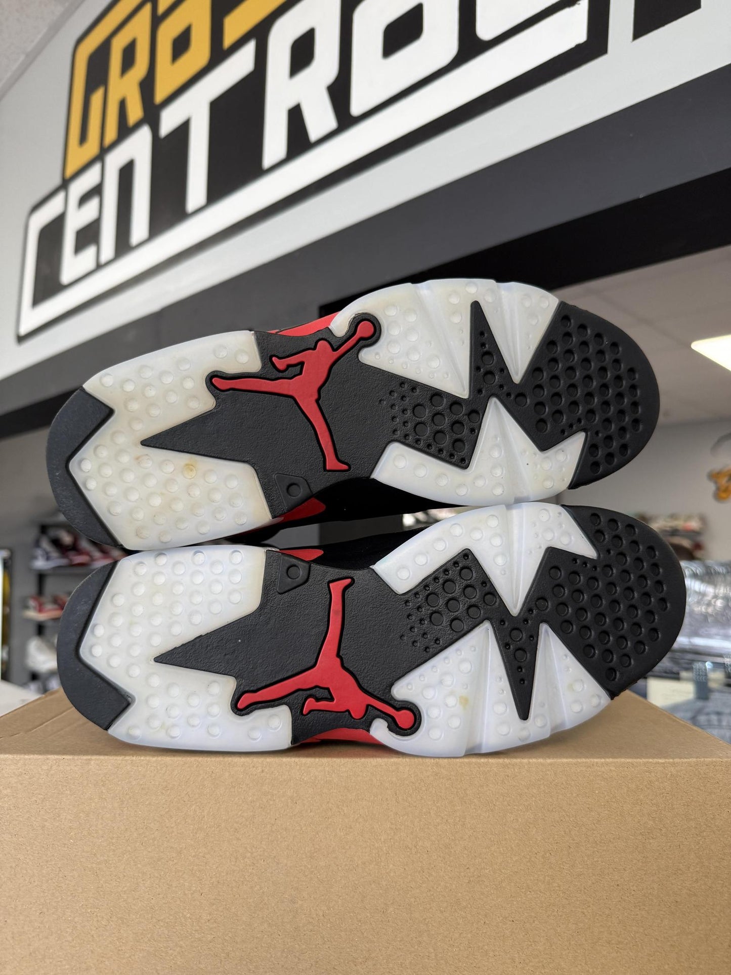 Jordan 6 "Infrared Salesman" Used Size 8.5