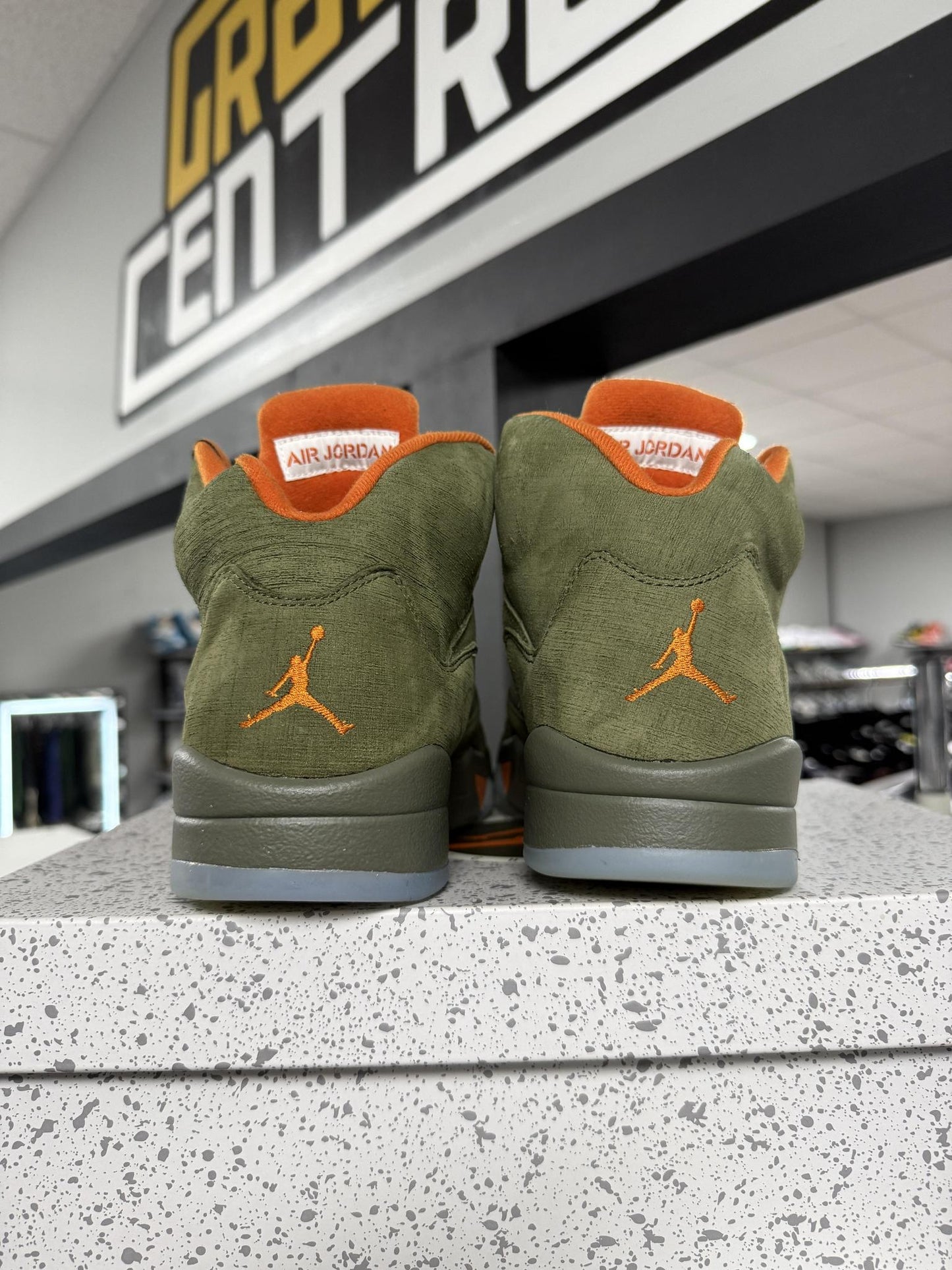 Jordan 5 "Olive" Used Size 10.5