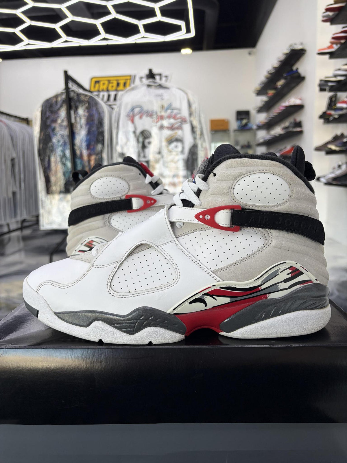 Jordan 8 "Bugs Bunny" Used Size 11.5
