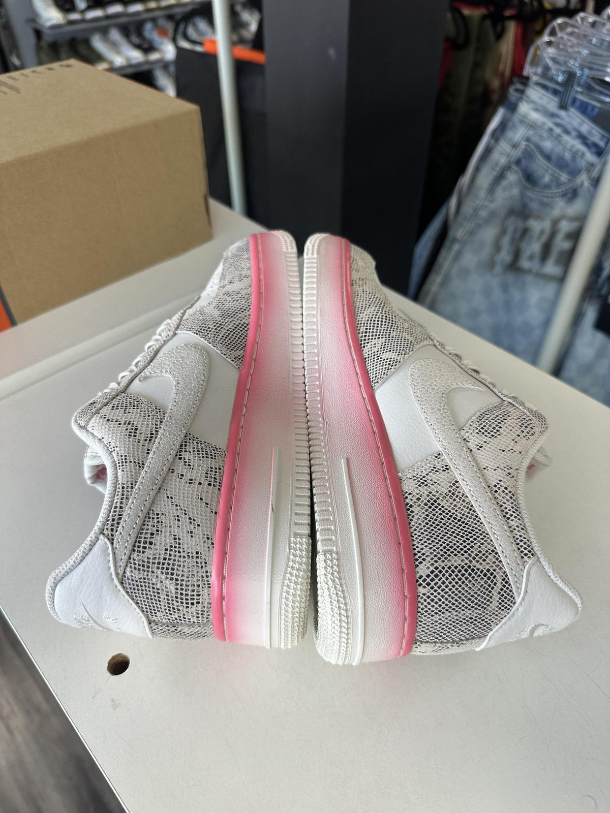 Nike AF1 Low Snakeskin Pink Used