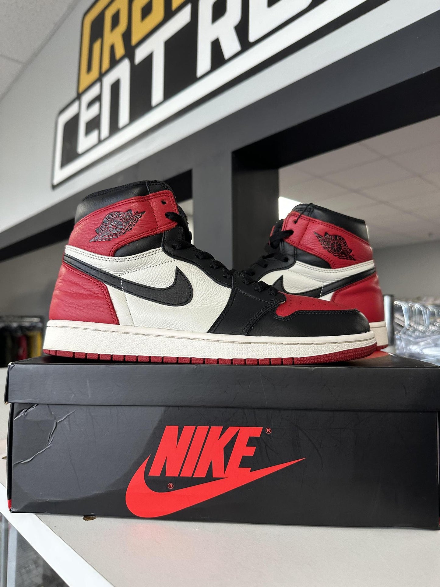 Jordan 1 "Bred Toe" Size 9.5