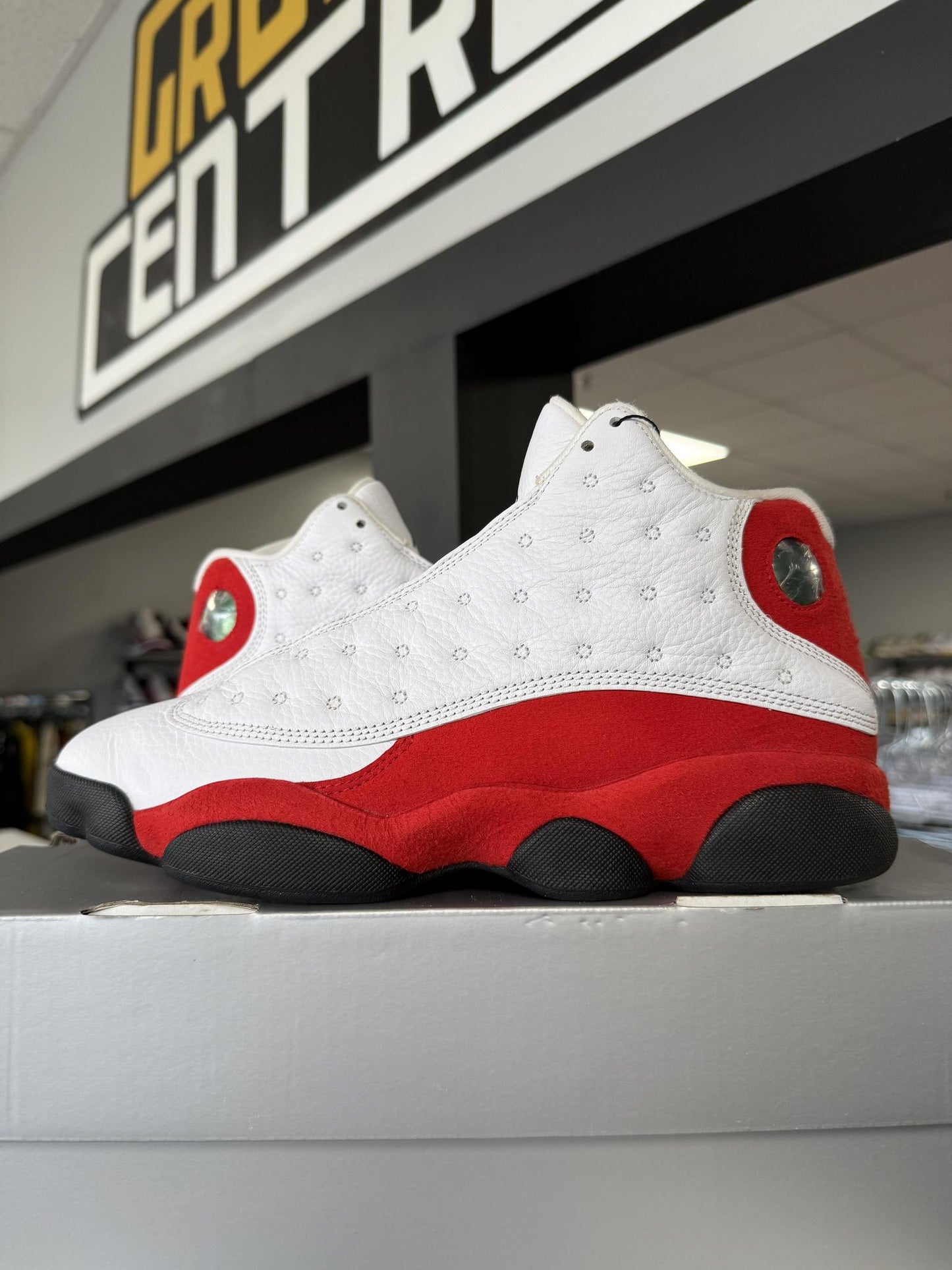 Jordan 13 "Chicago" Used Size 9.5