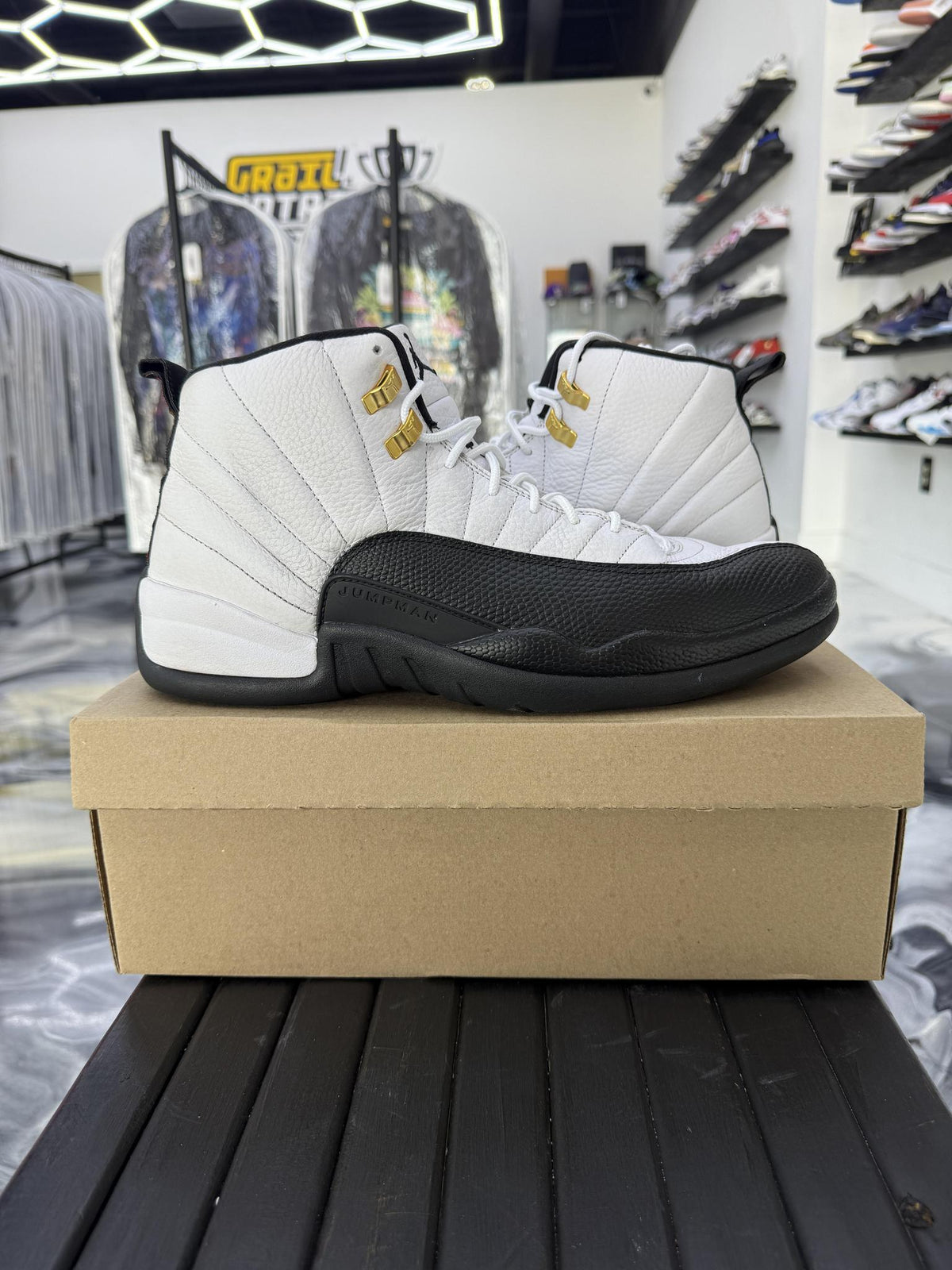 Jordan 12 "Taxi" Used Size 13