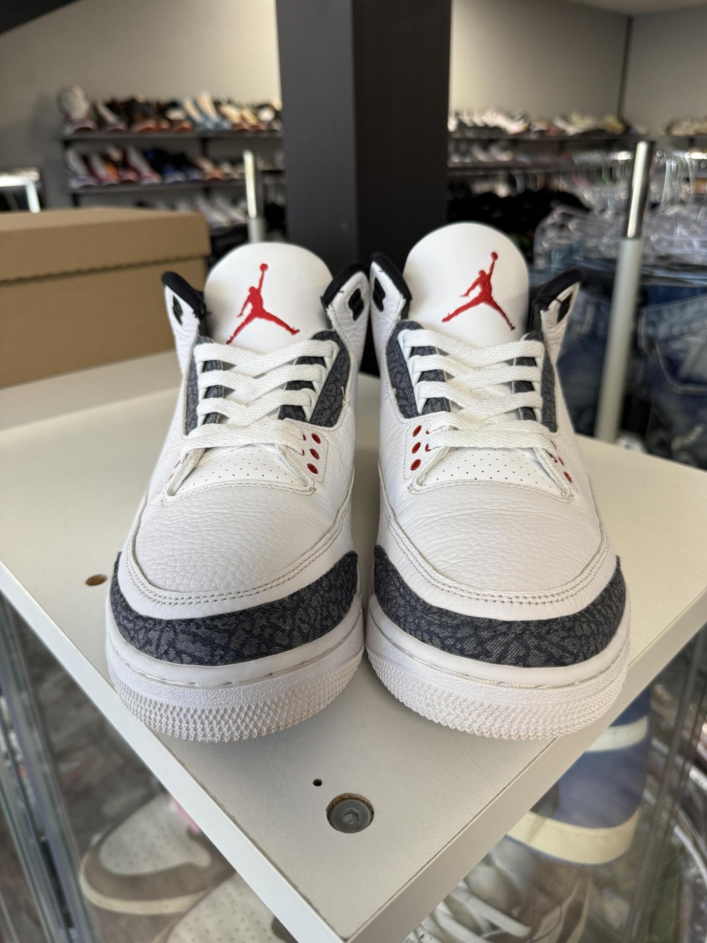 Jordan 3 "Denim Fire Red" Used Size 11