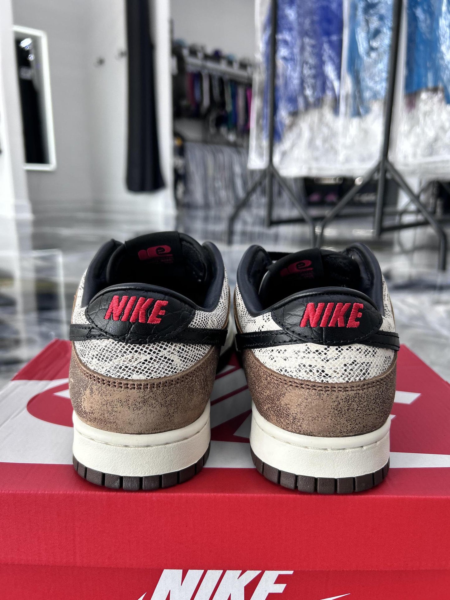 Nike Dunk Low "Brown Snakeskin" Used Size 9.5