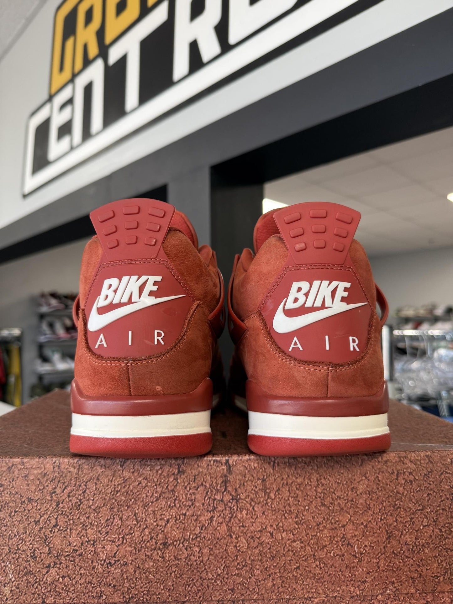 Jordan 4 "Brick By Brick" Used Size 11