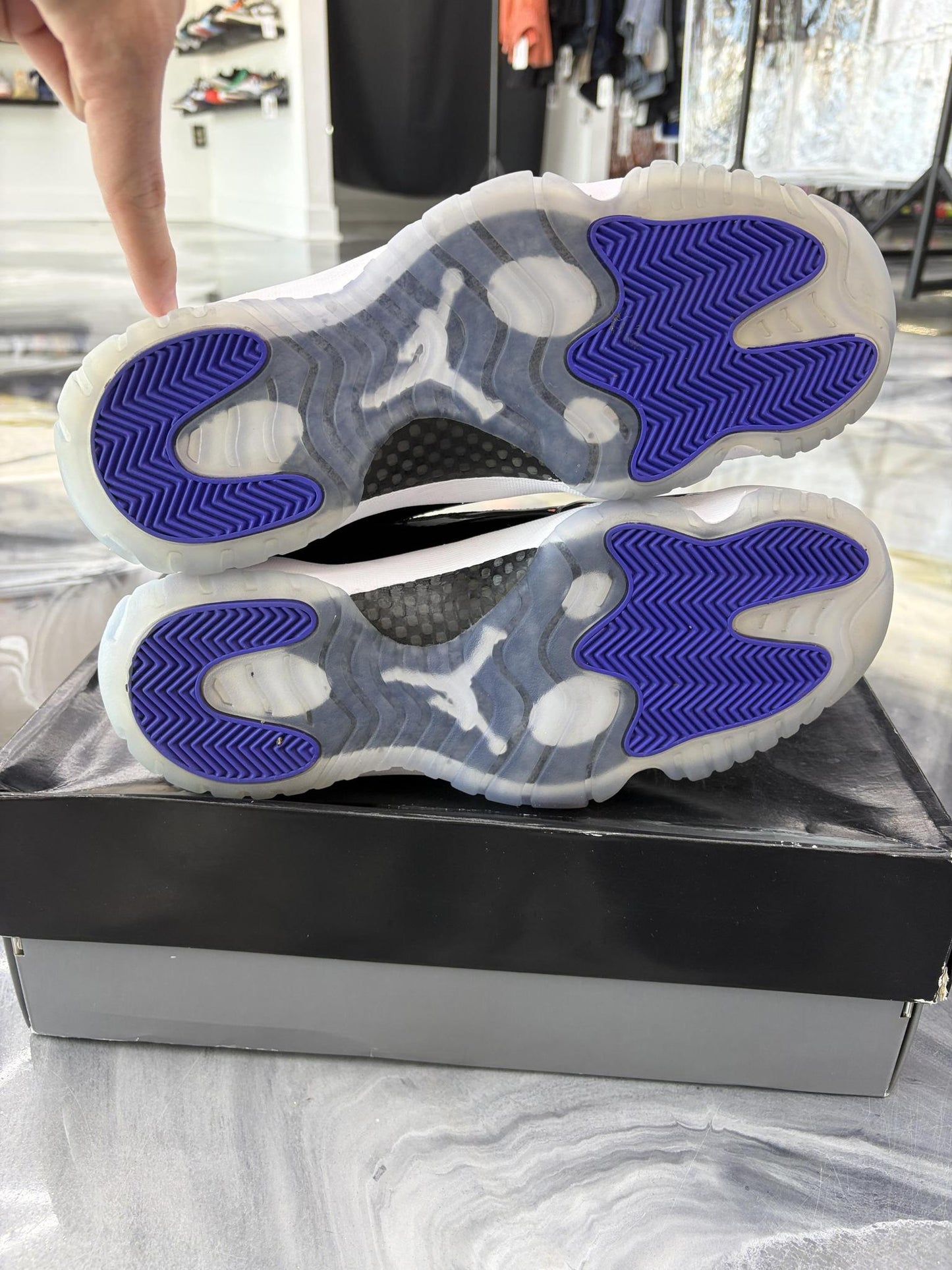 Jordan 11 "Concord" Used Size 10