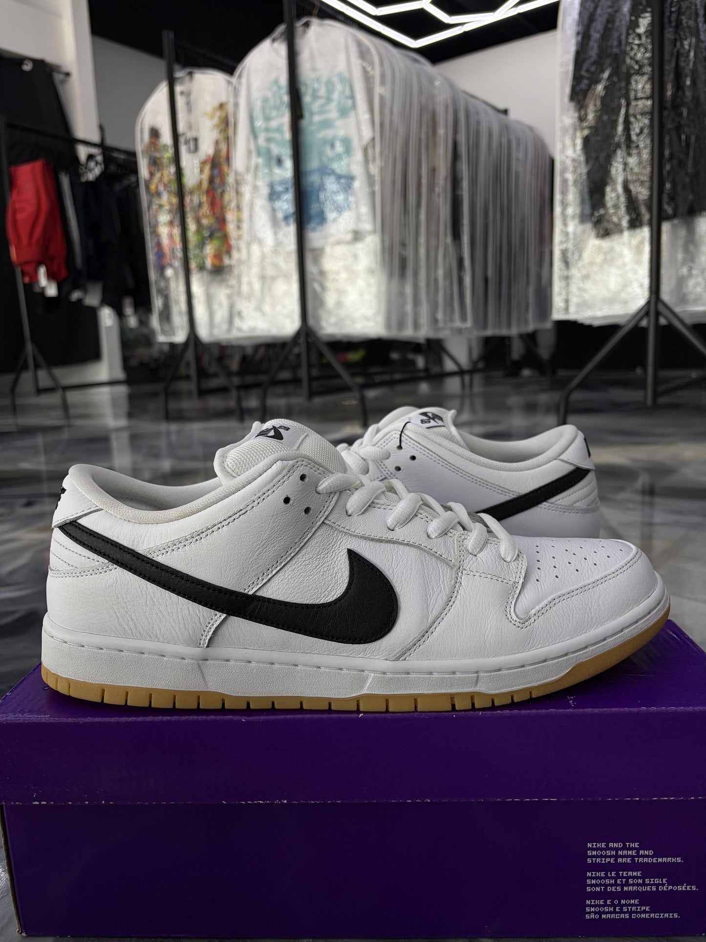 Nike SB Dunk Low "White Gum" Used Size 13