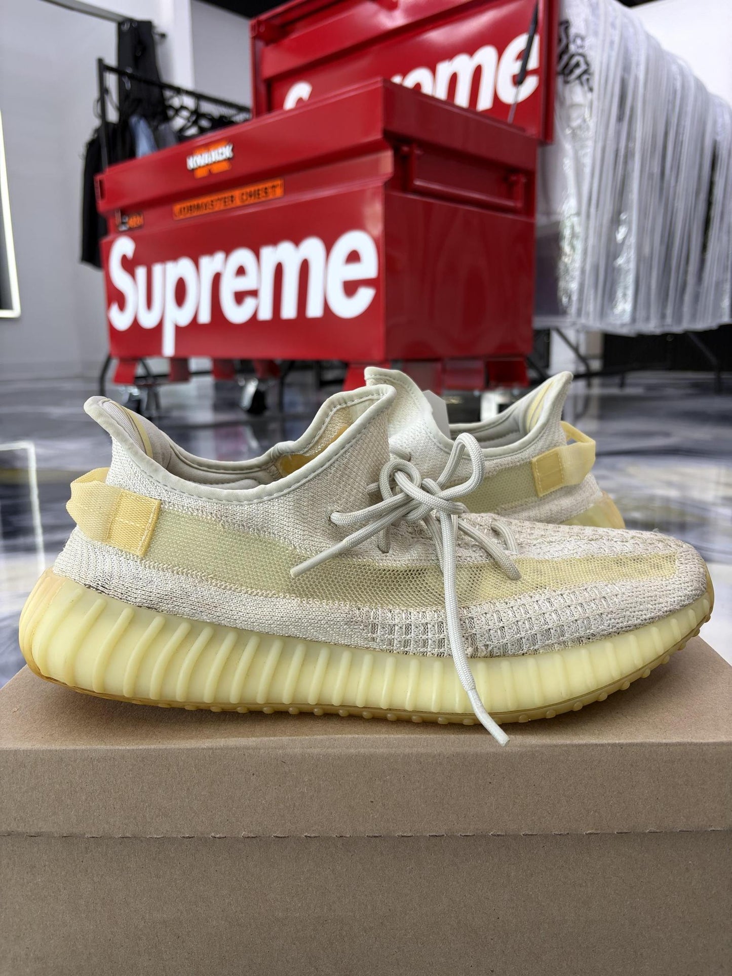 Adidas Yeezy 350 "Hyperspace" Used Size 12.5