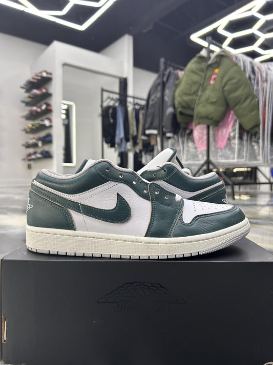 Jordan 1 Low "Oxidized Green" Used Size 9