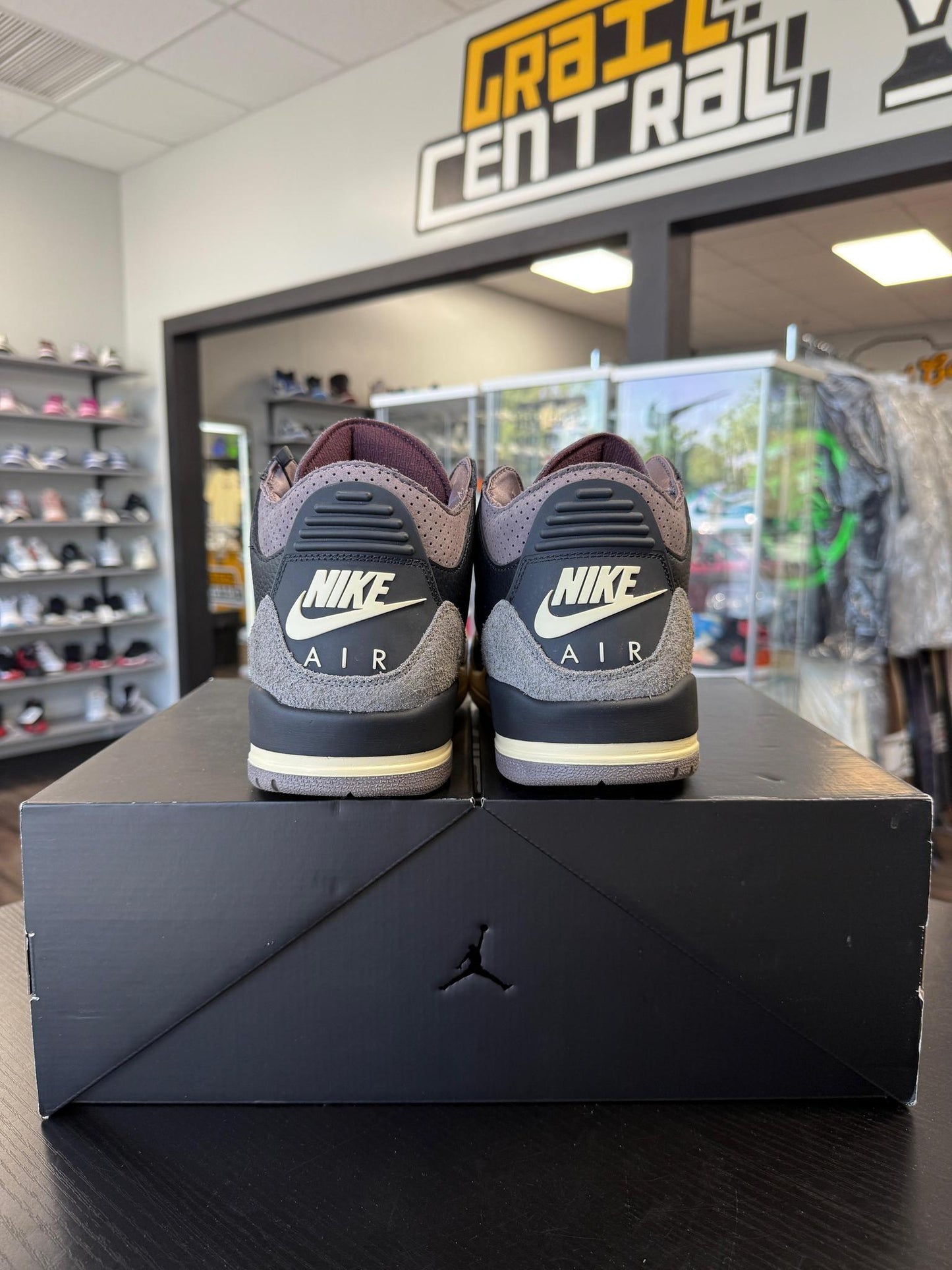 Jordan 3 x A Ma Maniere "While You Were Sleeping" Used Size 11
