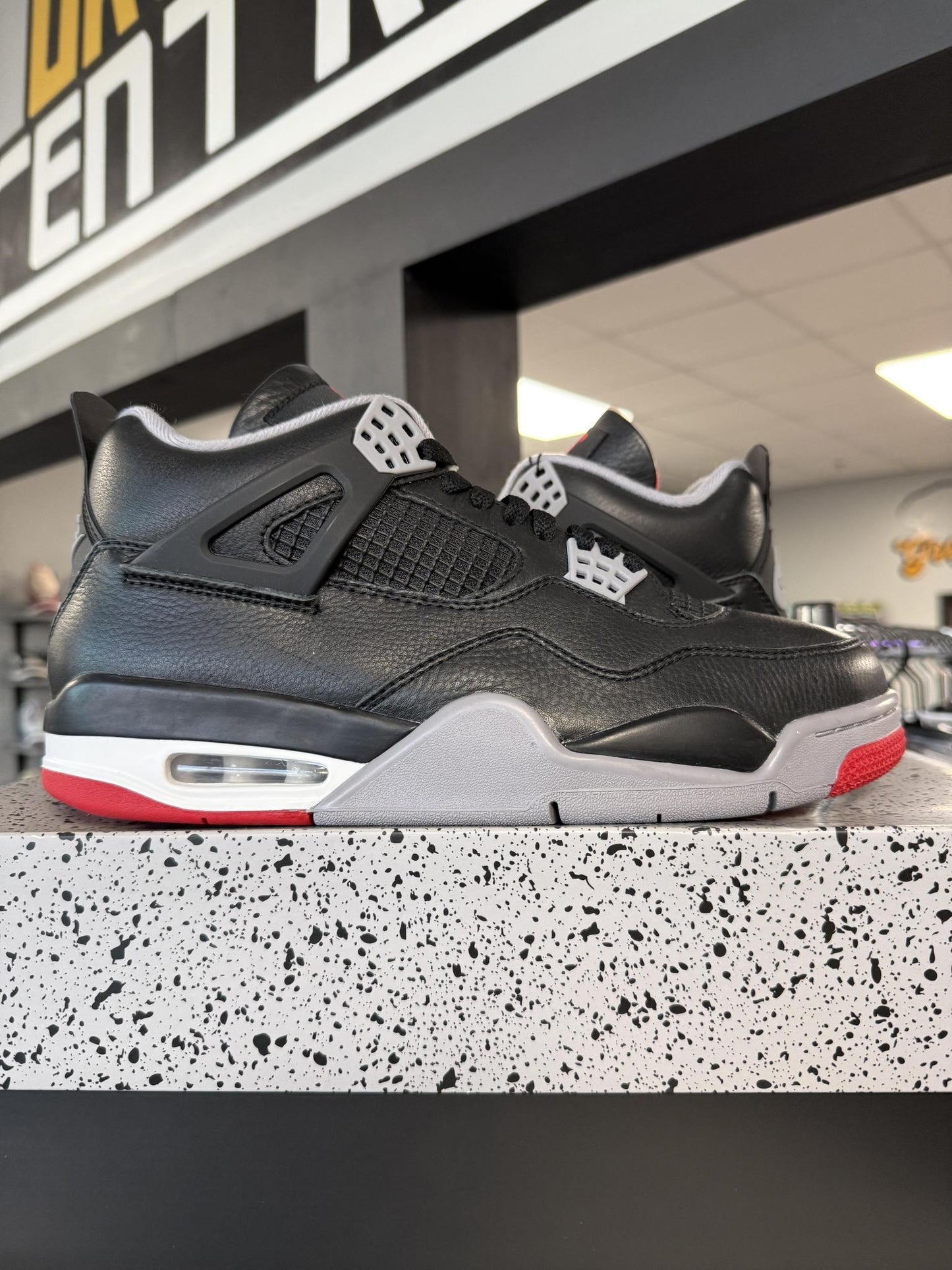 Jordan 4 Bred Reimagined Used Size 10