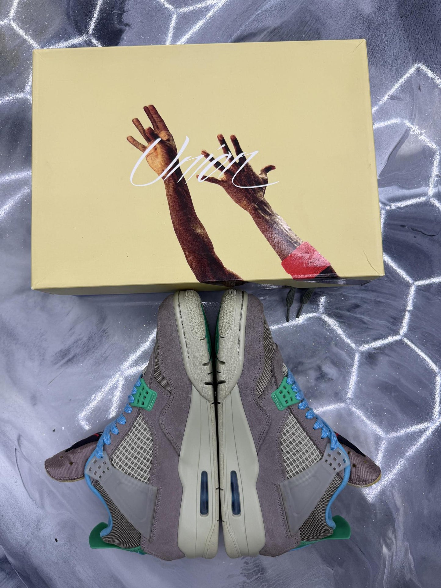 Jordan 4 Union LA "Taupe" Used Size 9