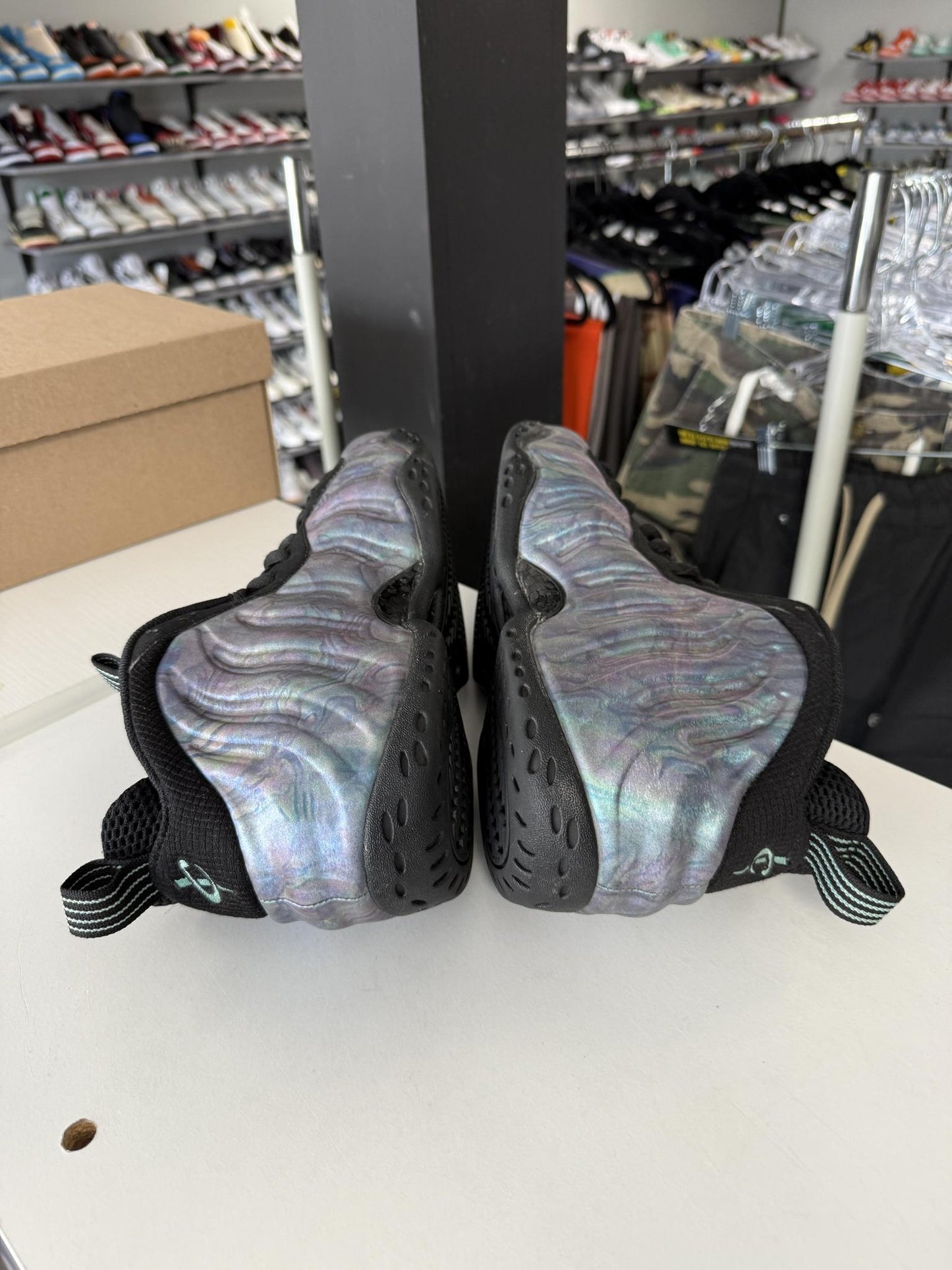 Nike Foamposite "Abalone" Used Size 9.5