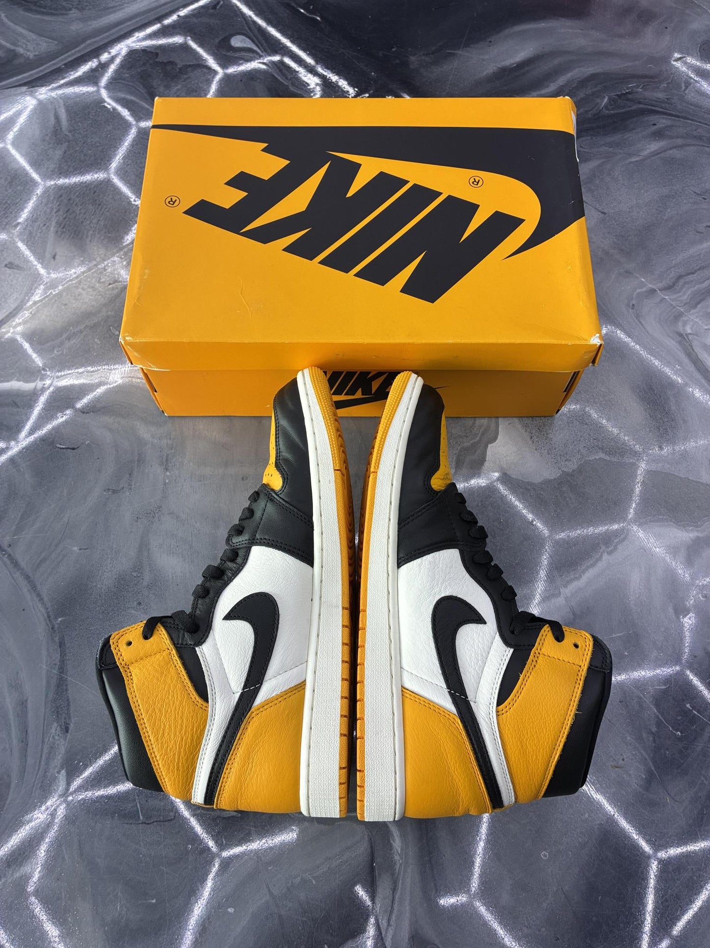 Jordan 1 "Taxi" Used Size 11.5