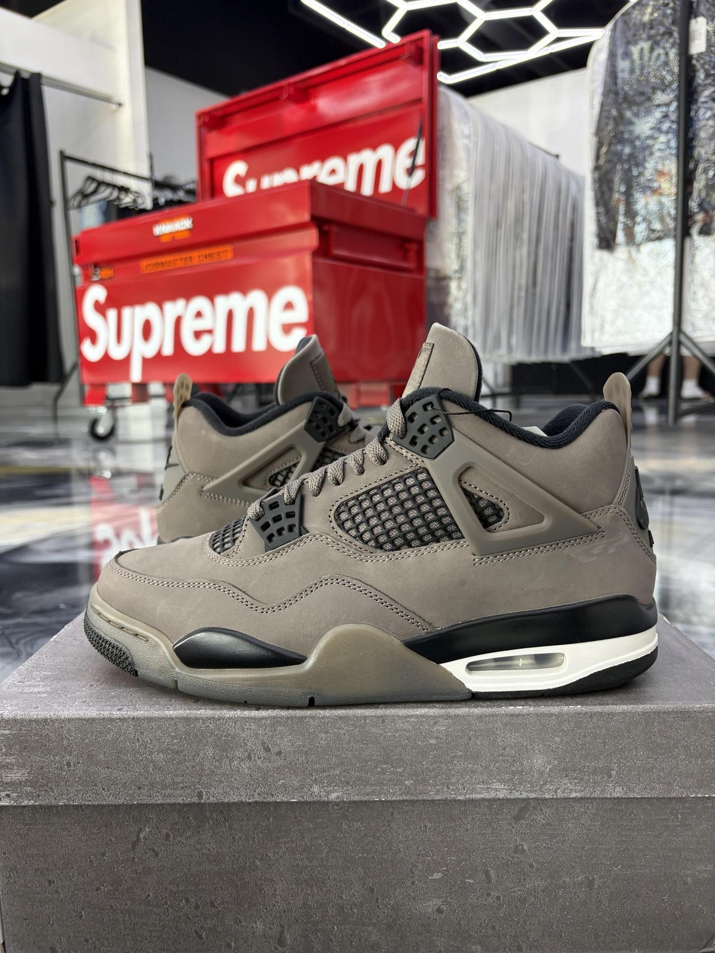 Jordan 4 "Cave Stone" Used Size 9.5