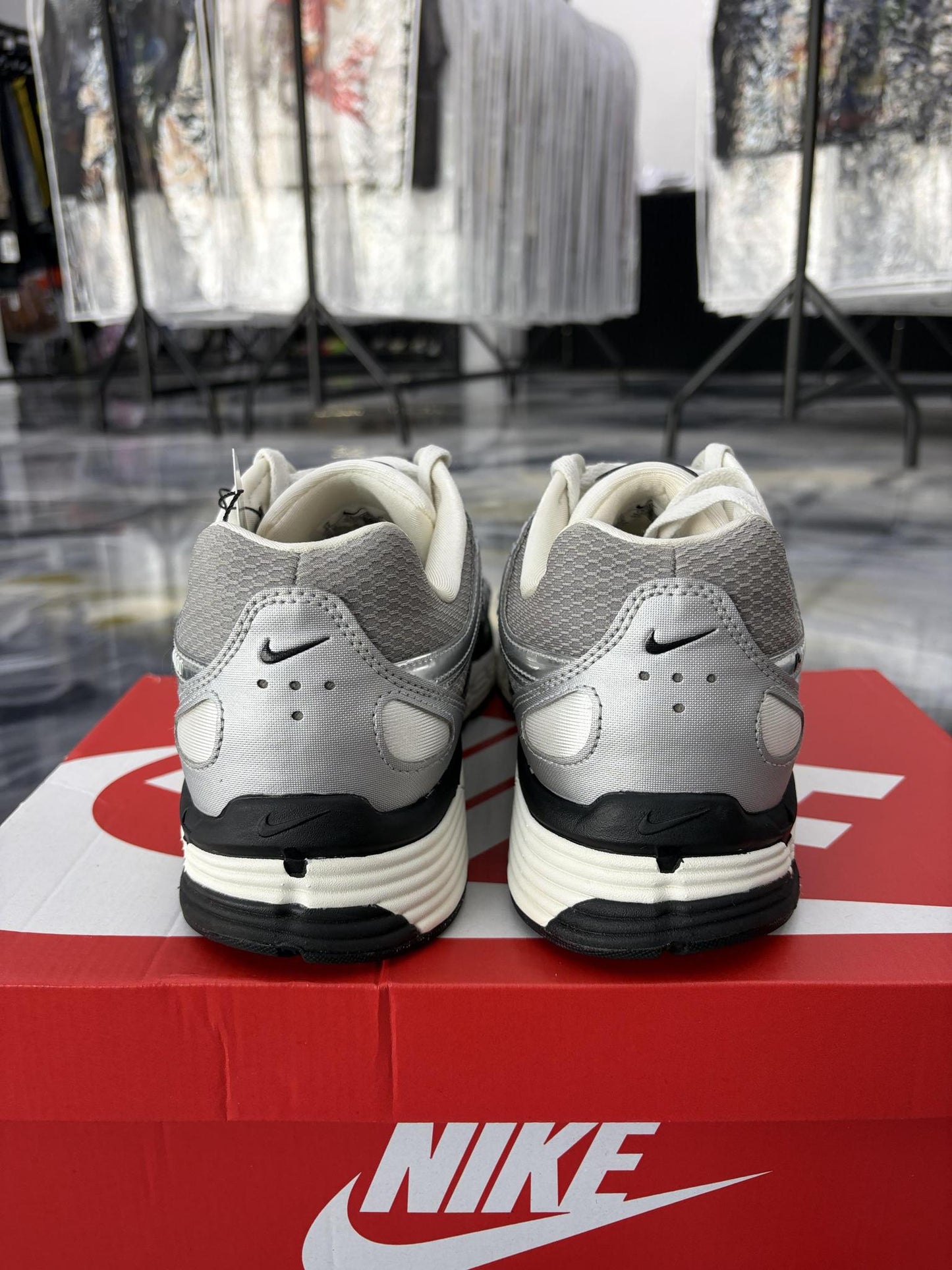 Nike P-6000 "Metallic Silver" Used Size 12