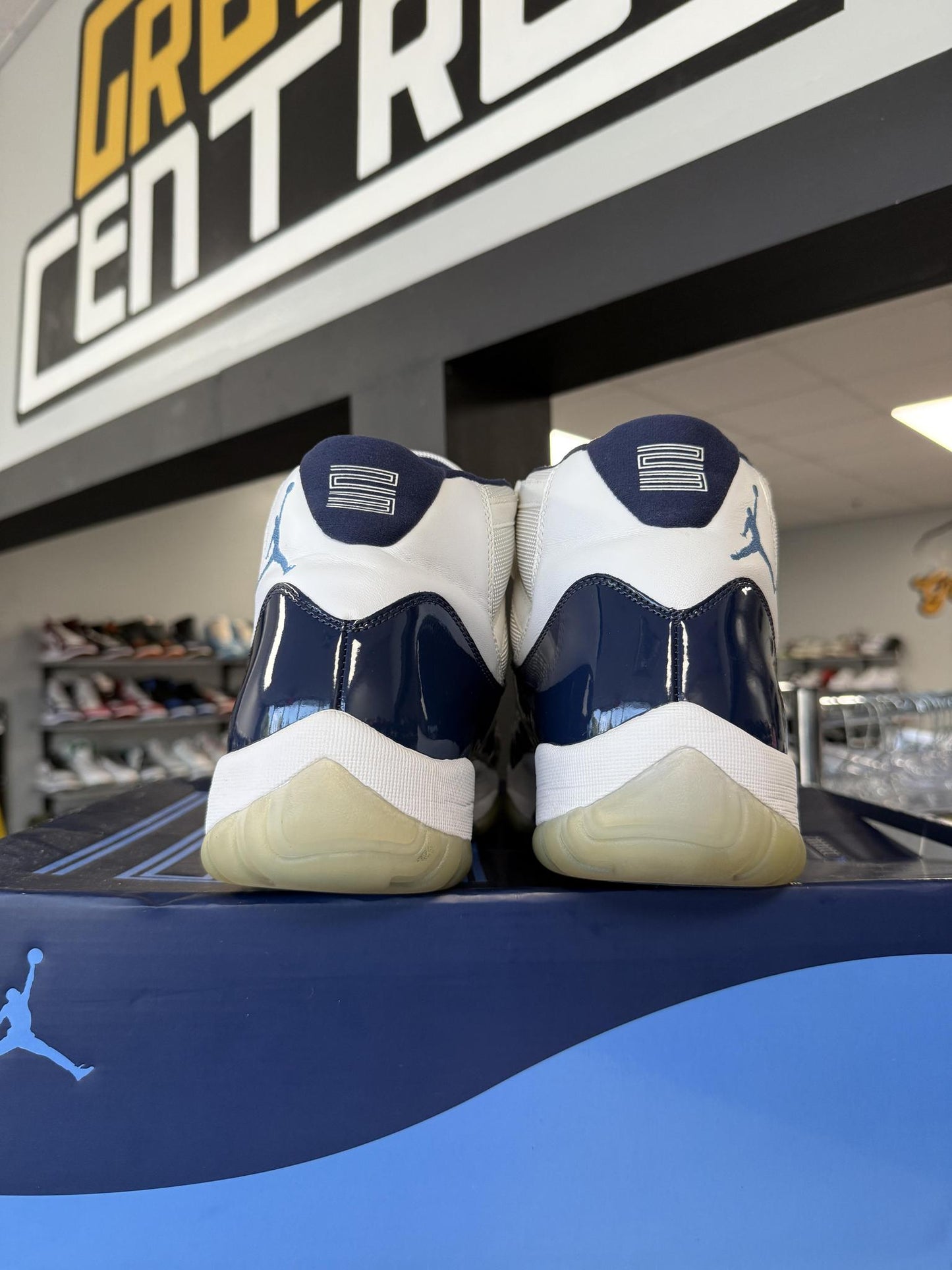 Jordan 11 "Win Like 82" Used Size 14