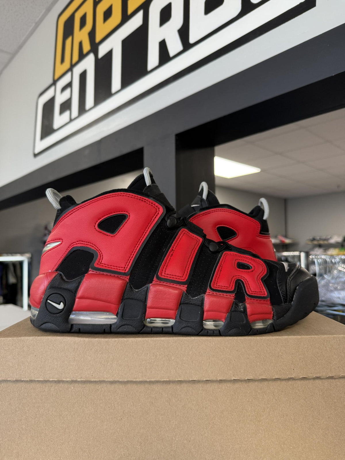 Nike Air More Uptempo "Red Blue" Used Size 11.5