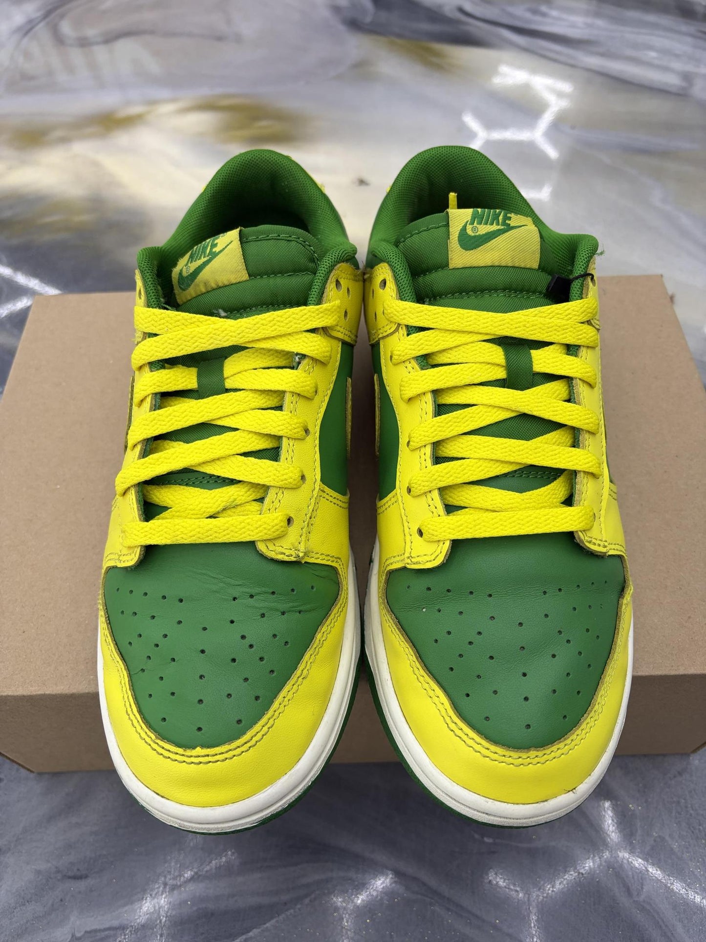 Nike Dunk Low "Reverse Brazil" Used Size 8