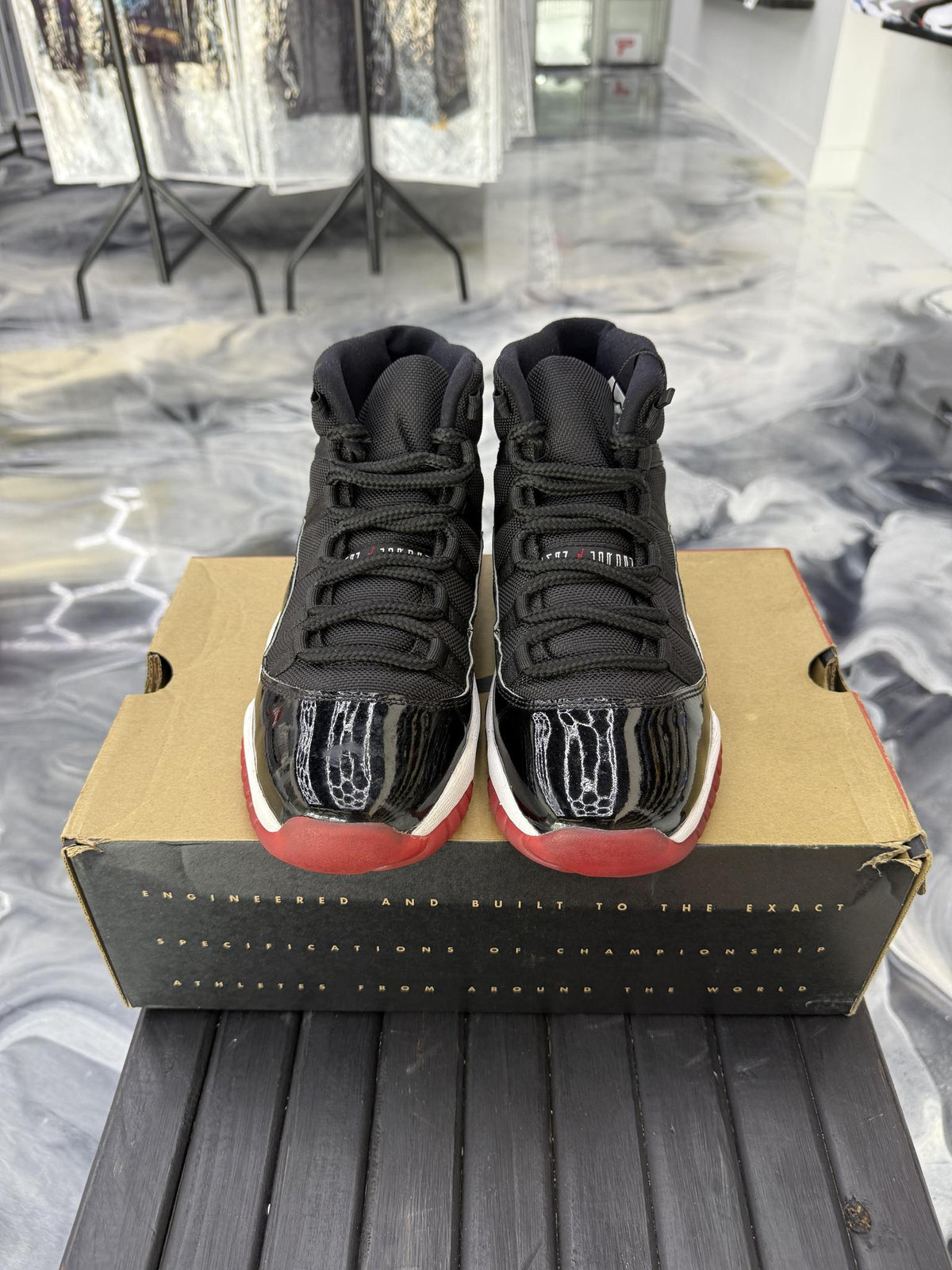 Jordan 11 "Bred" Used Size 7Y/8.5W
