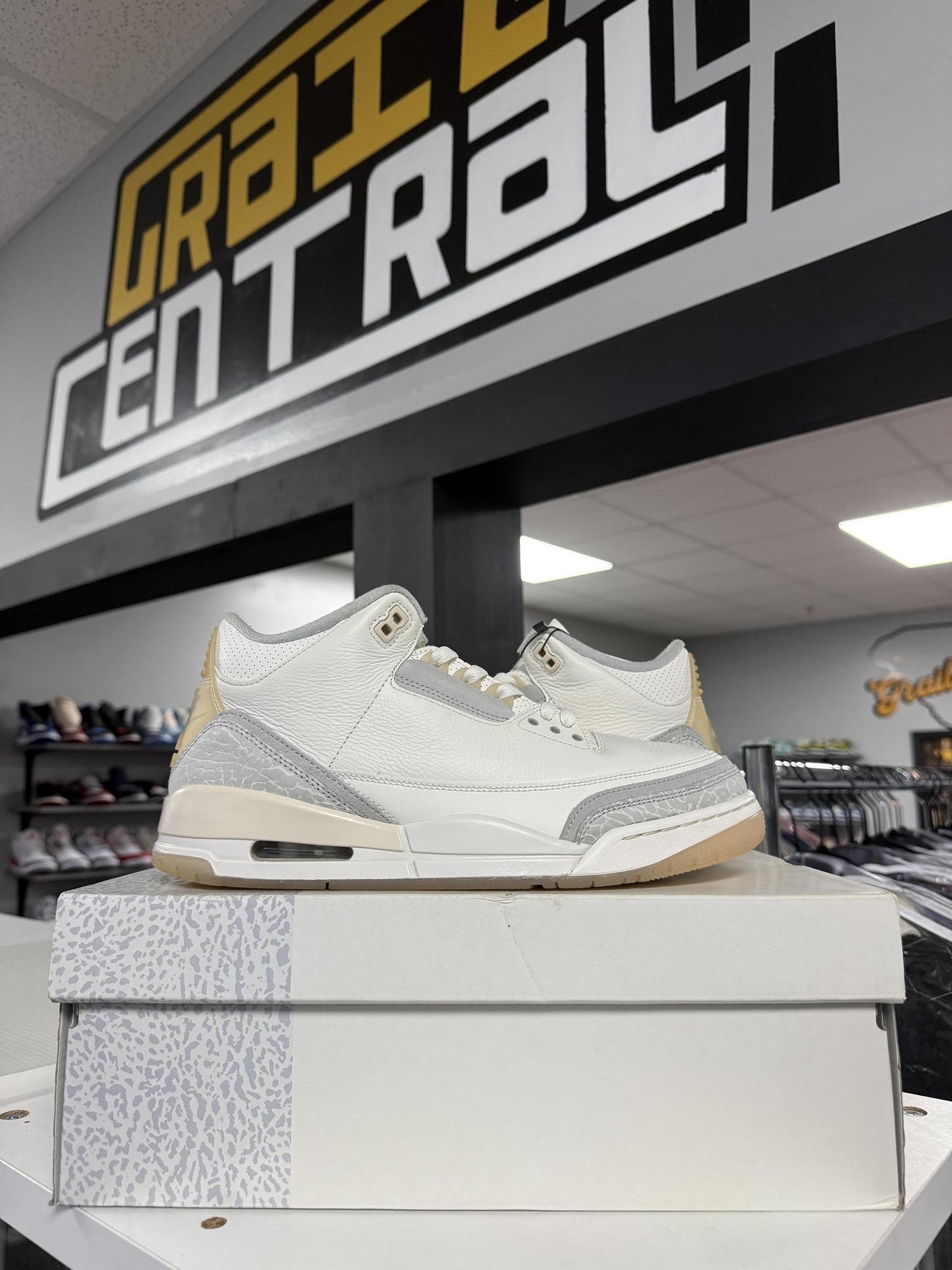 Jordan 3 "Craft Ivory" Used Size 10.5