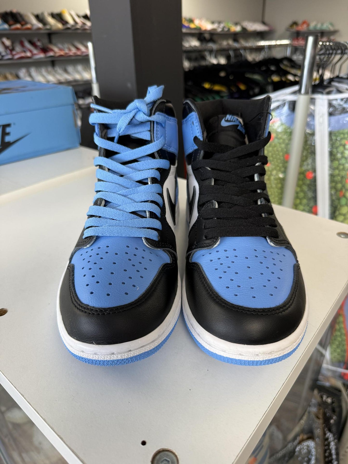 Jordan 1 "UNC Toe" Used Size 8