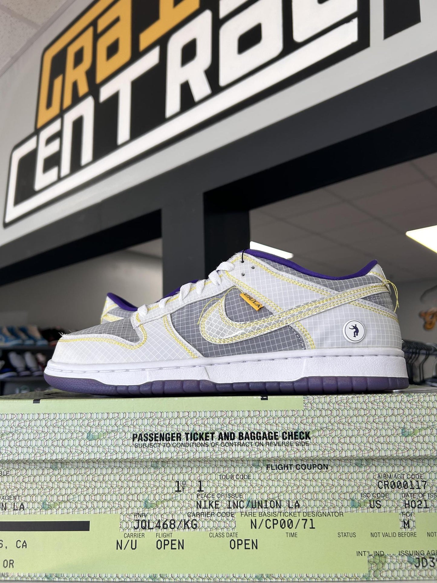 Nike Dunk Low x Union "Court Purple" Used Size 10
