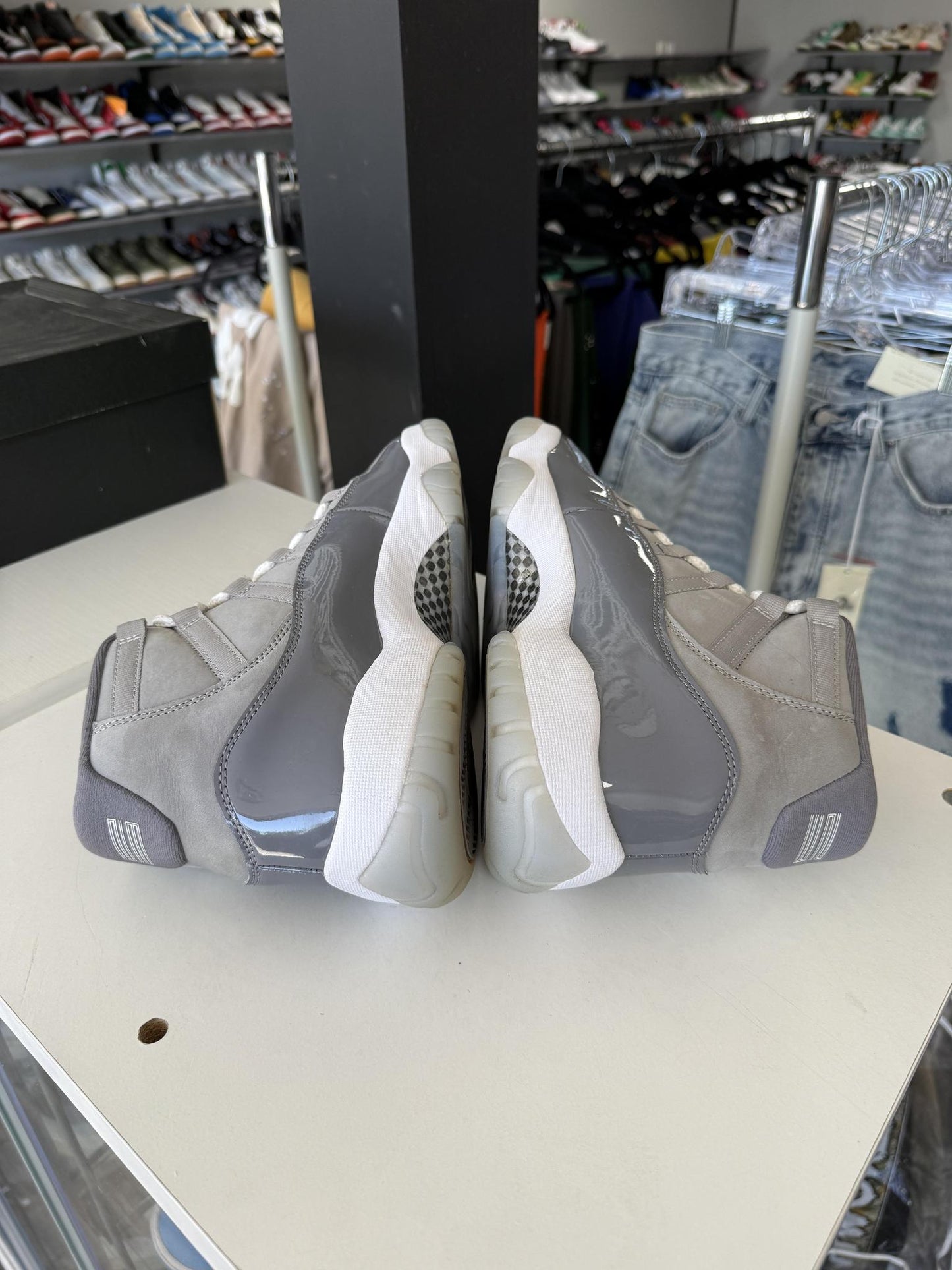 Jordan 11 "Cool Grey" Used Size 10