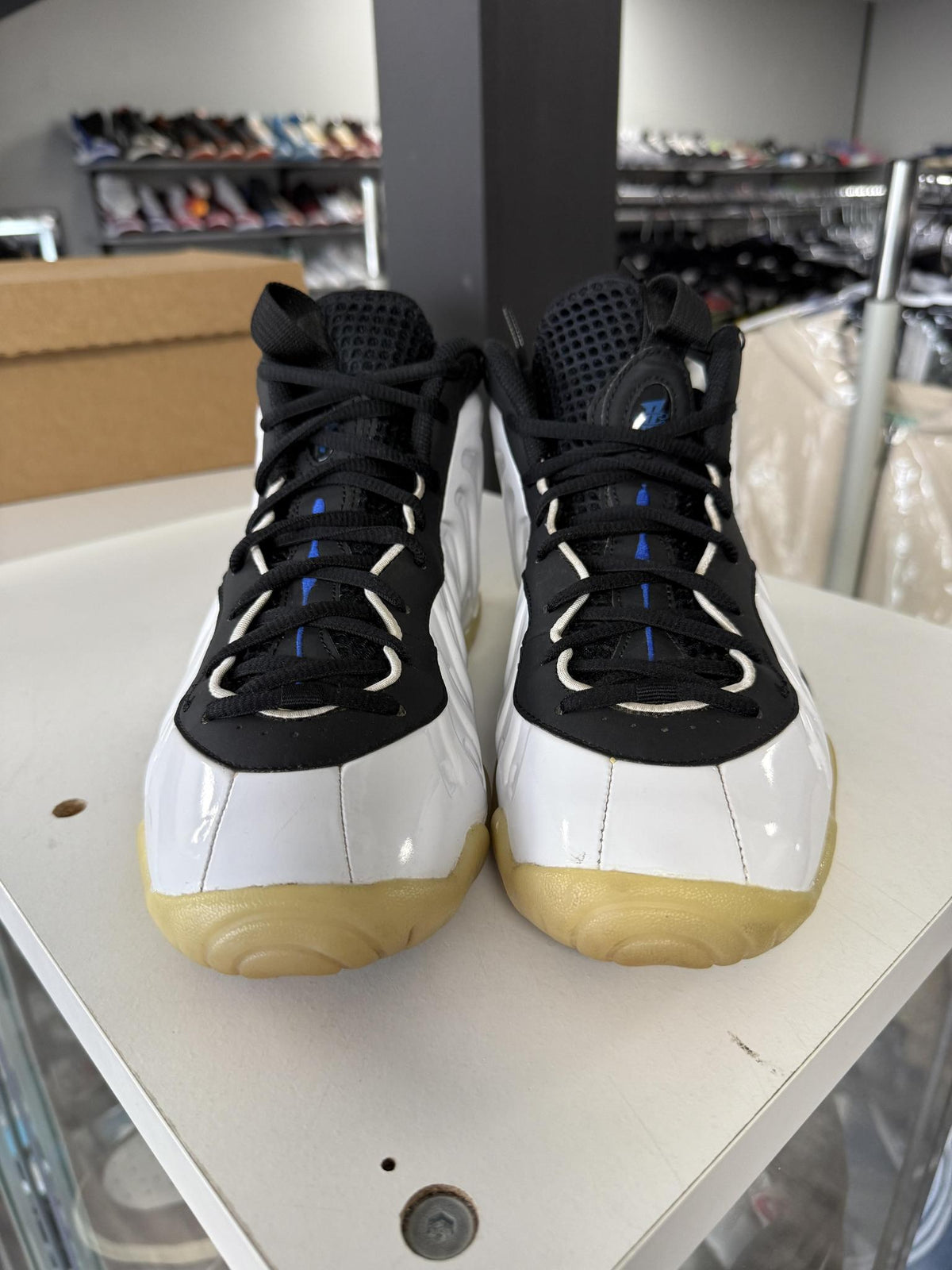 Nike Foamposite White and Black Used Size 7Y/8.5W
