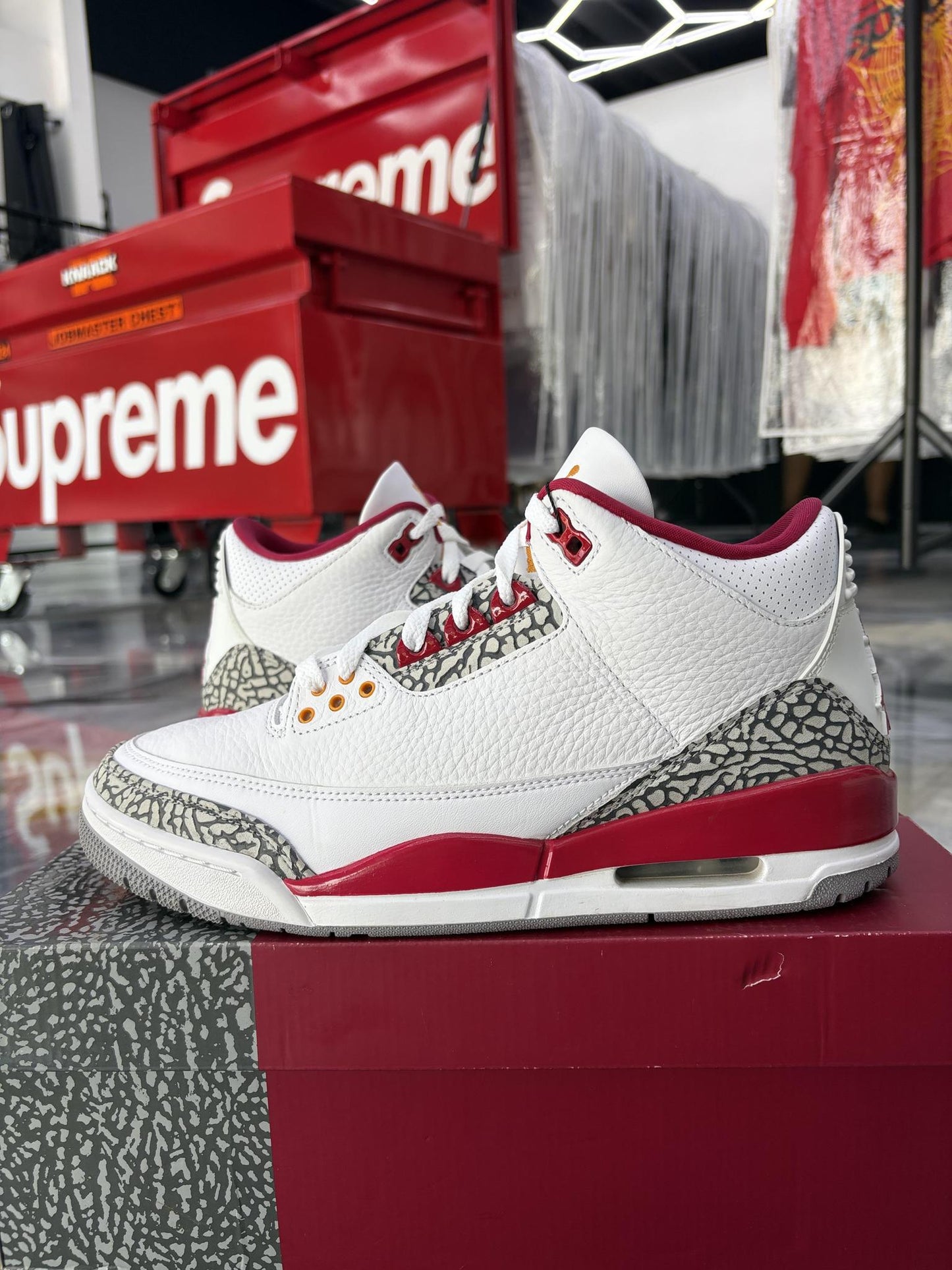 Jordan 3 "Cardinal" Used Size 9.5