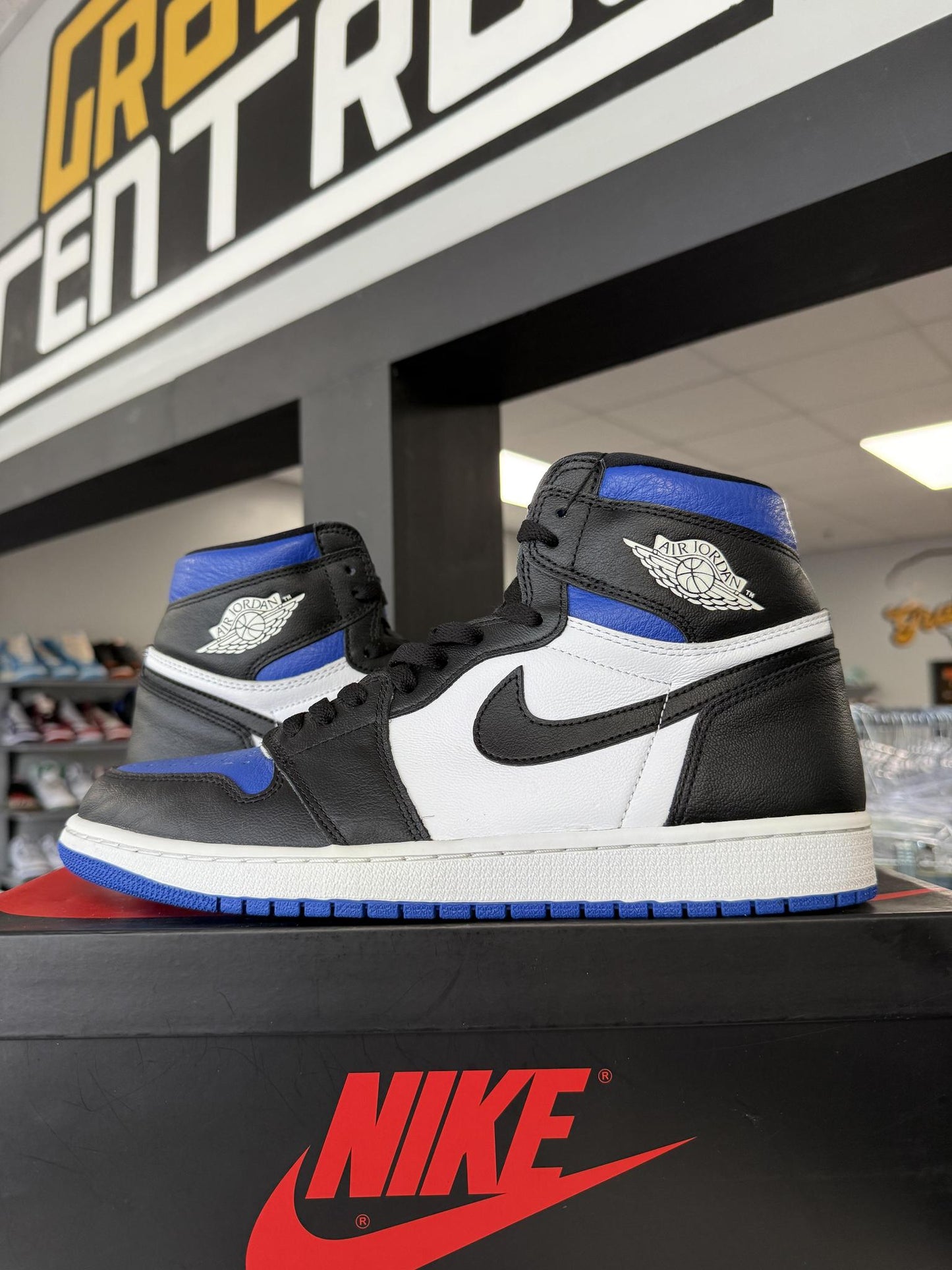Jordan 1 "Royal Toe" Used Size 11
