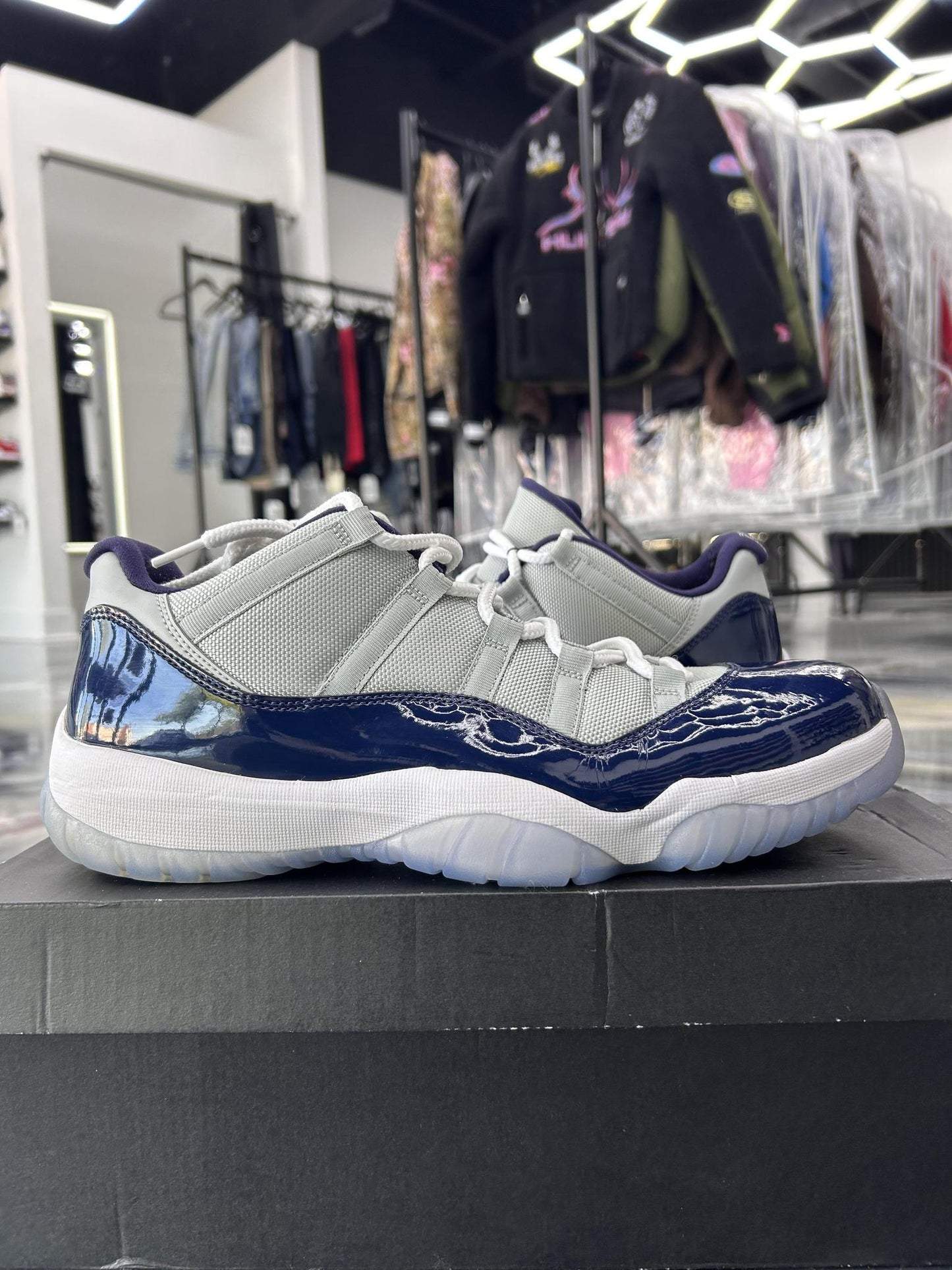 Jordan 11 "Georgetown" Used Size 12