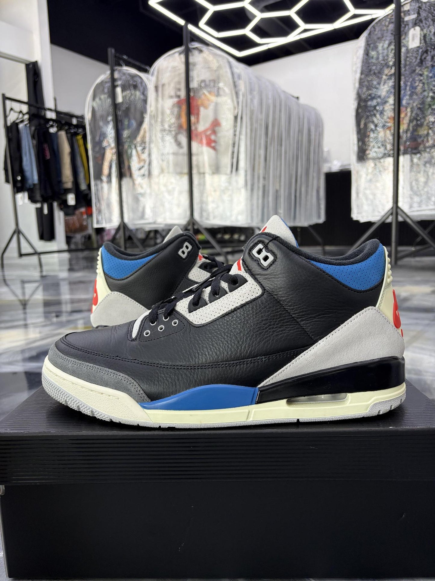 Jordan 3 "Rare Air" Used Size 13