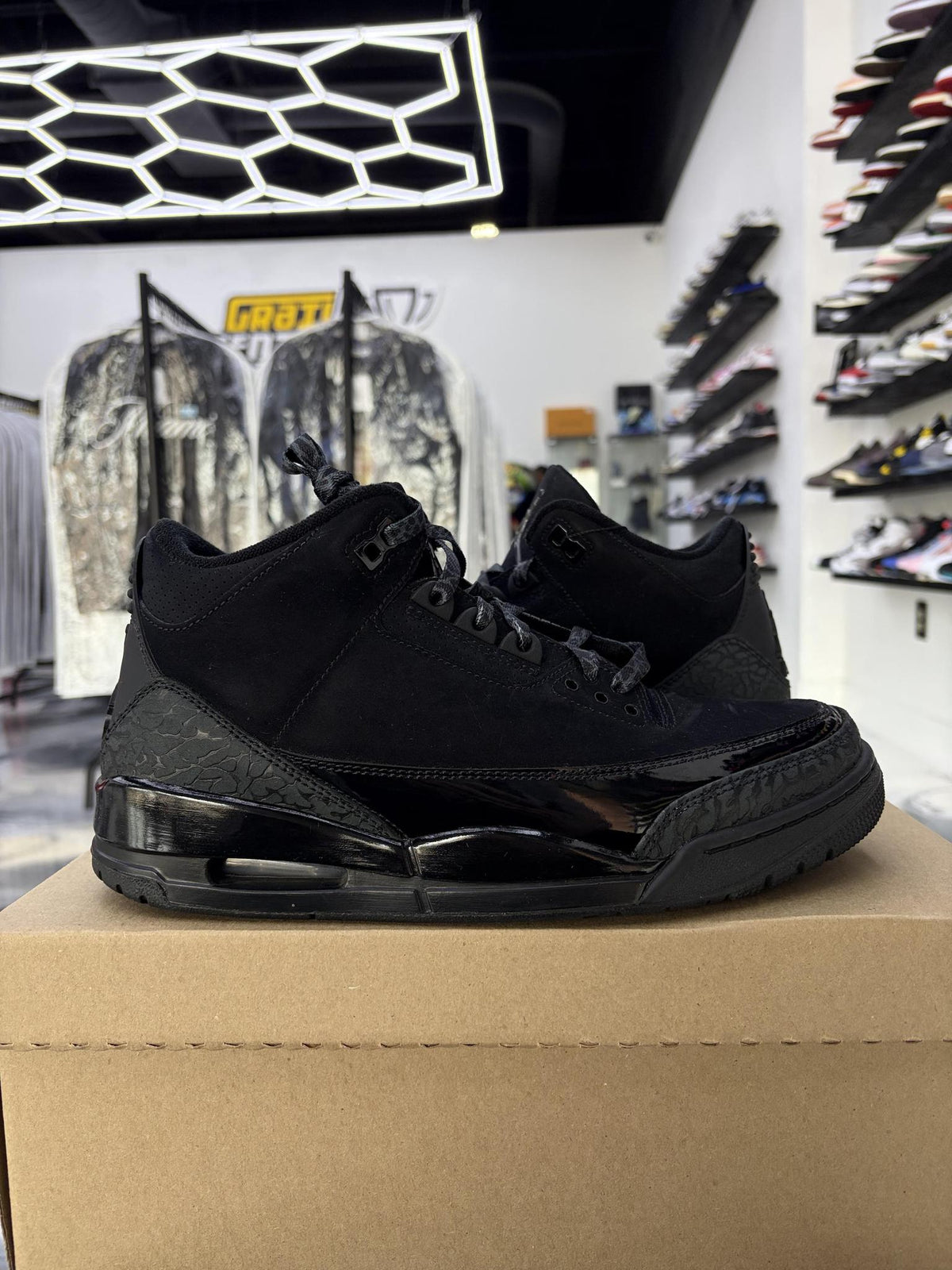 Jordan 3 "Black Cat" Used Size 9.5