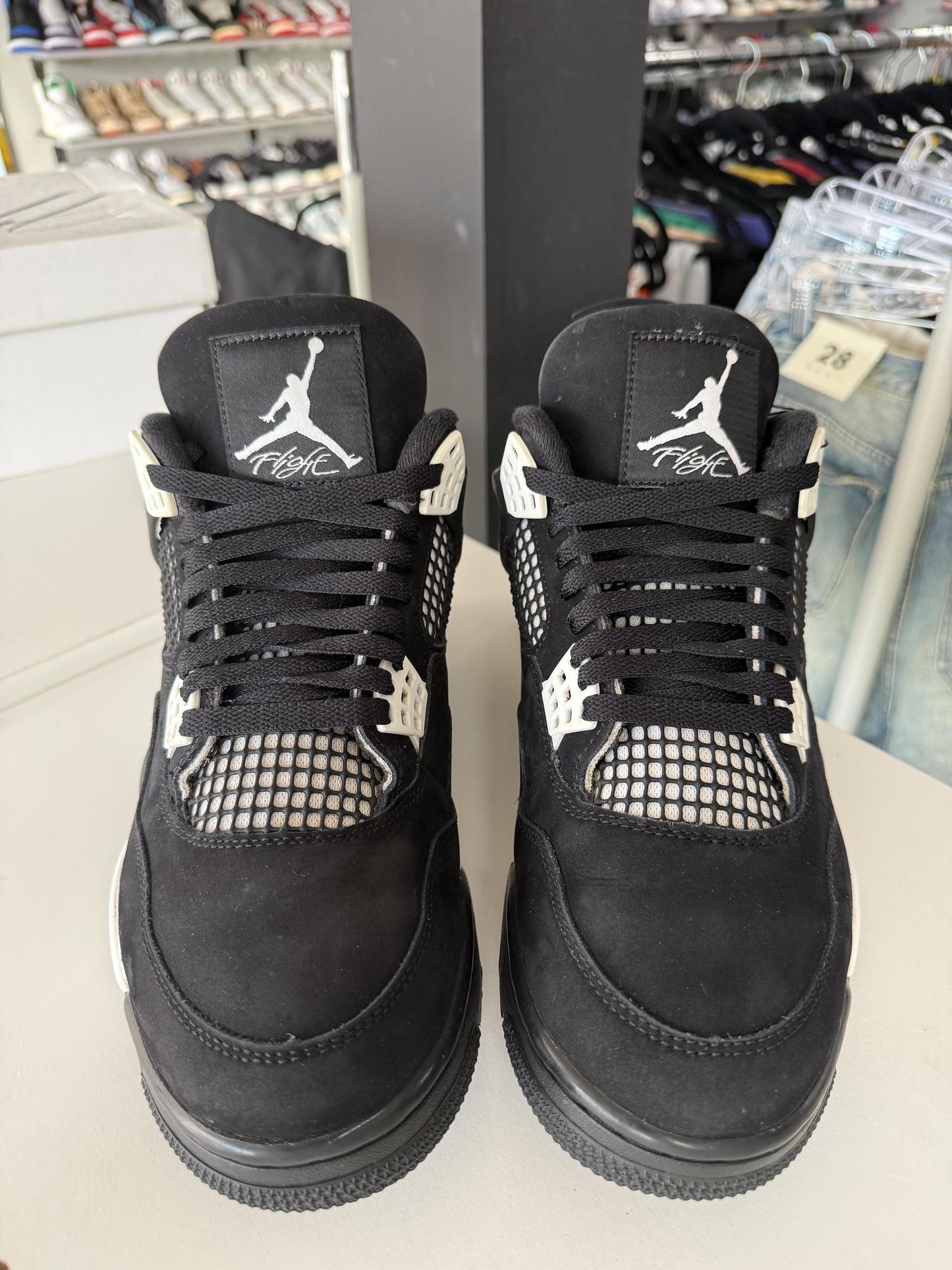 Jordan 4 "White Thunder" Used Size 11