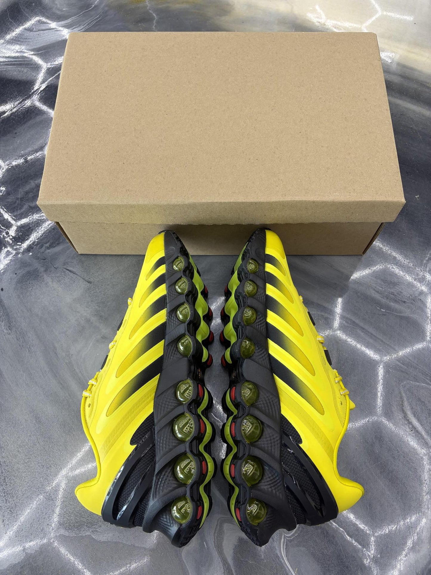 Nike Air Max Dn8 "Bright Citron" Used Size 10