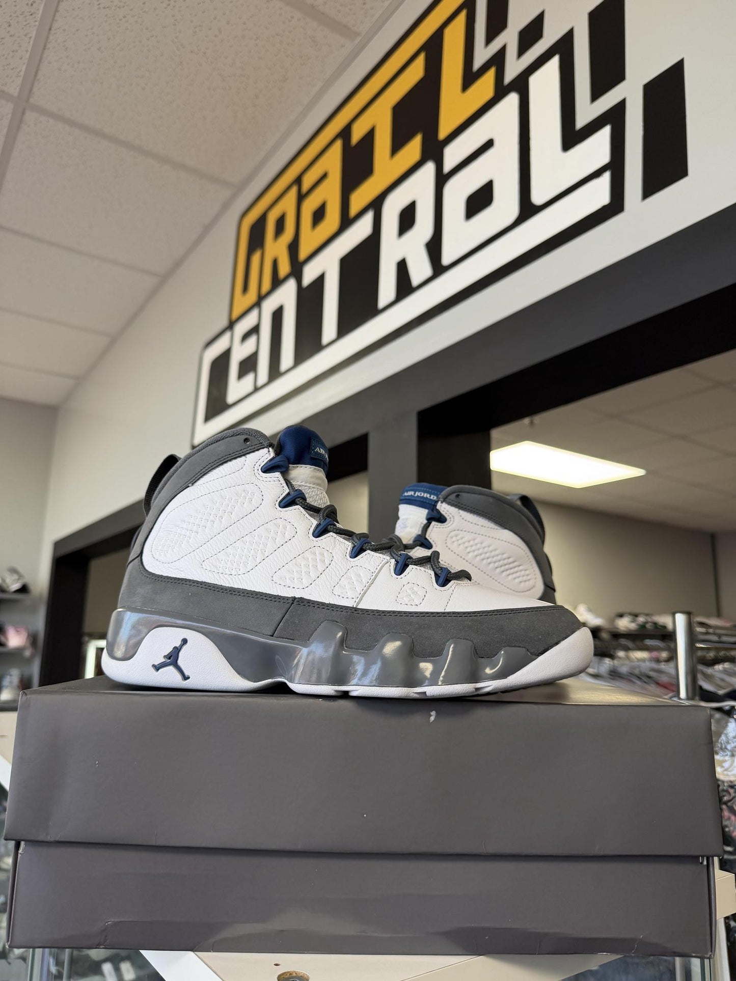 Jordan 9 "Flint" Used Size 9.5