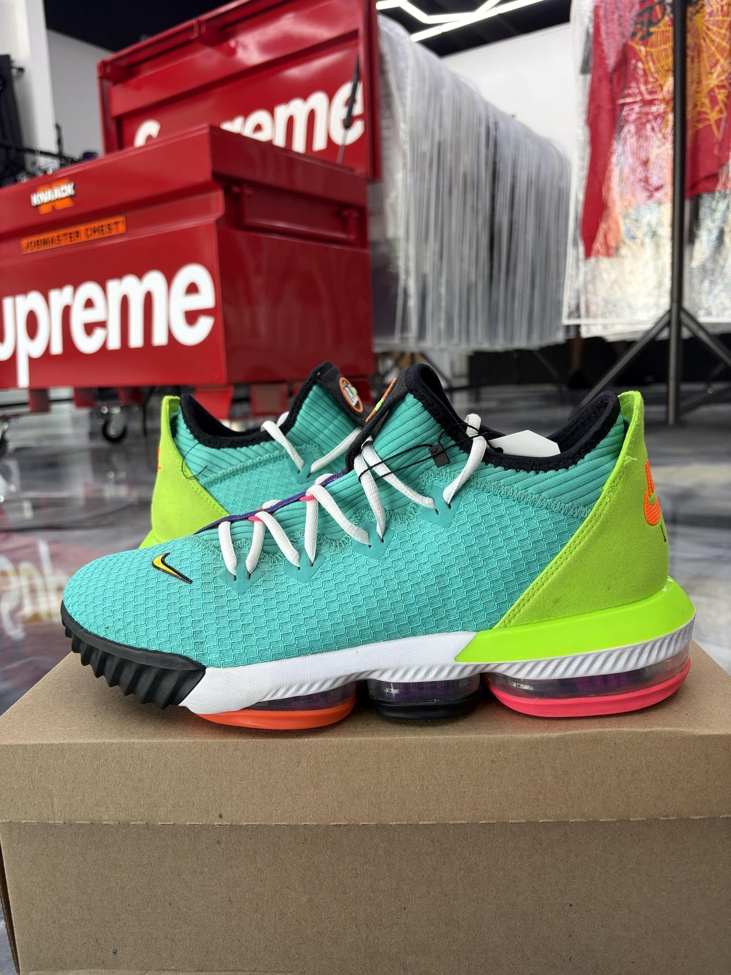 Lebron 16 Low "Air Max Trainer" Used Size 11