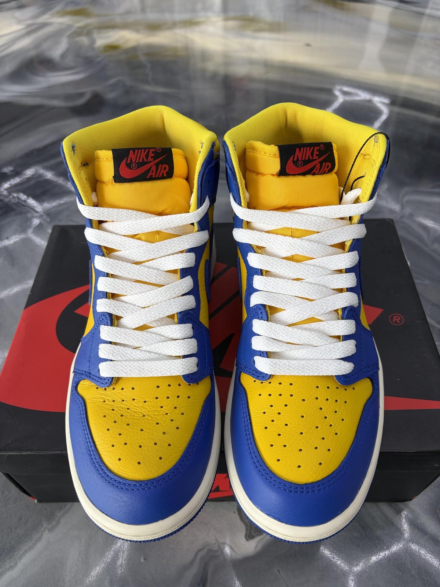 Jordan 1 High "Laney" Used Size 5.5Y/7W
