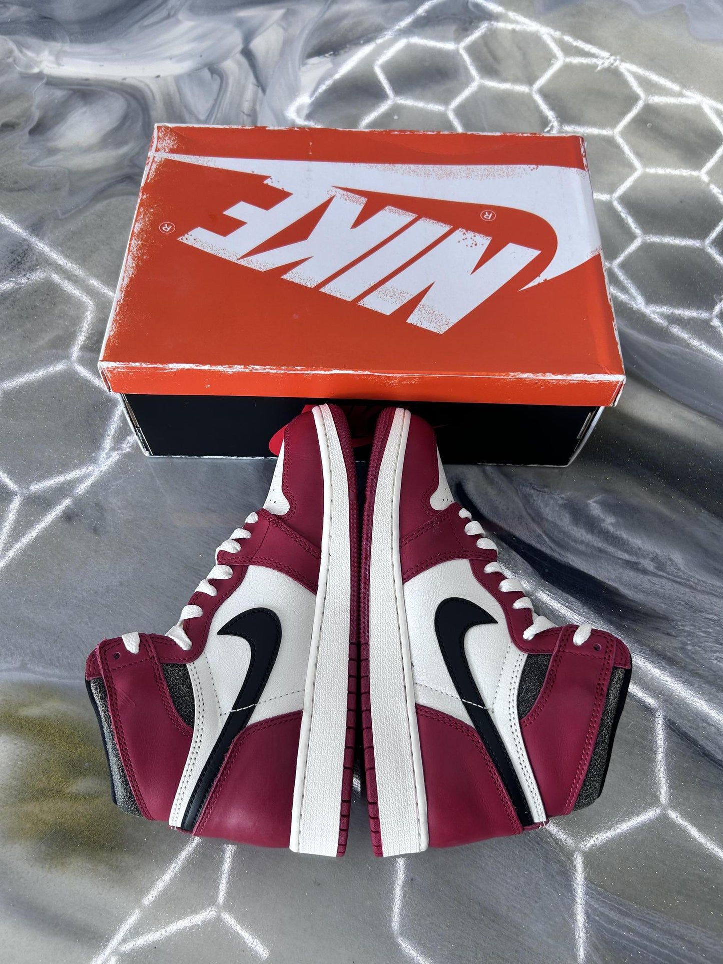 Jordan 1 "Lost & Found" Used Size 6.5Y/8W
