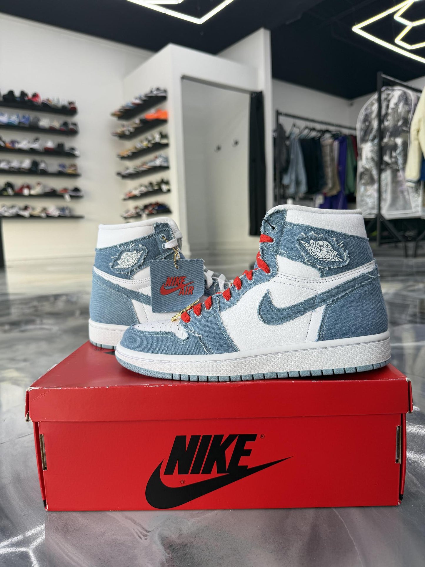 Jordan 1 "Denim" Size 6.5/8W