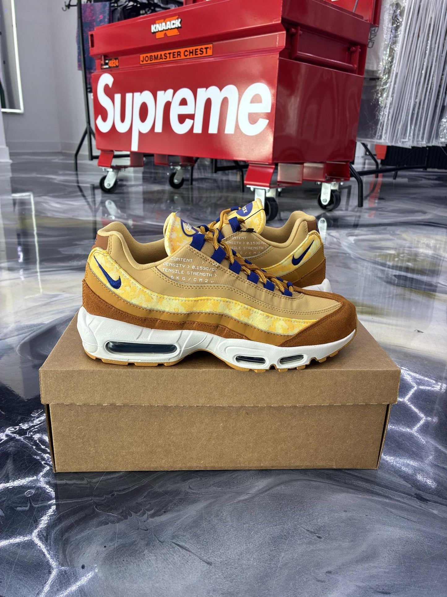 Nike Air Max 95 "Twine" Used Size 9