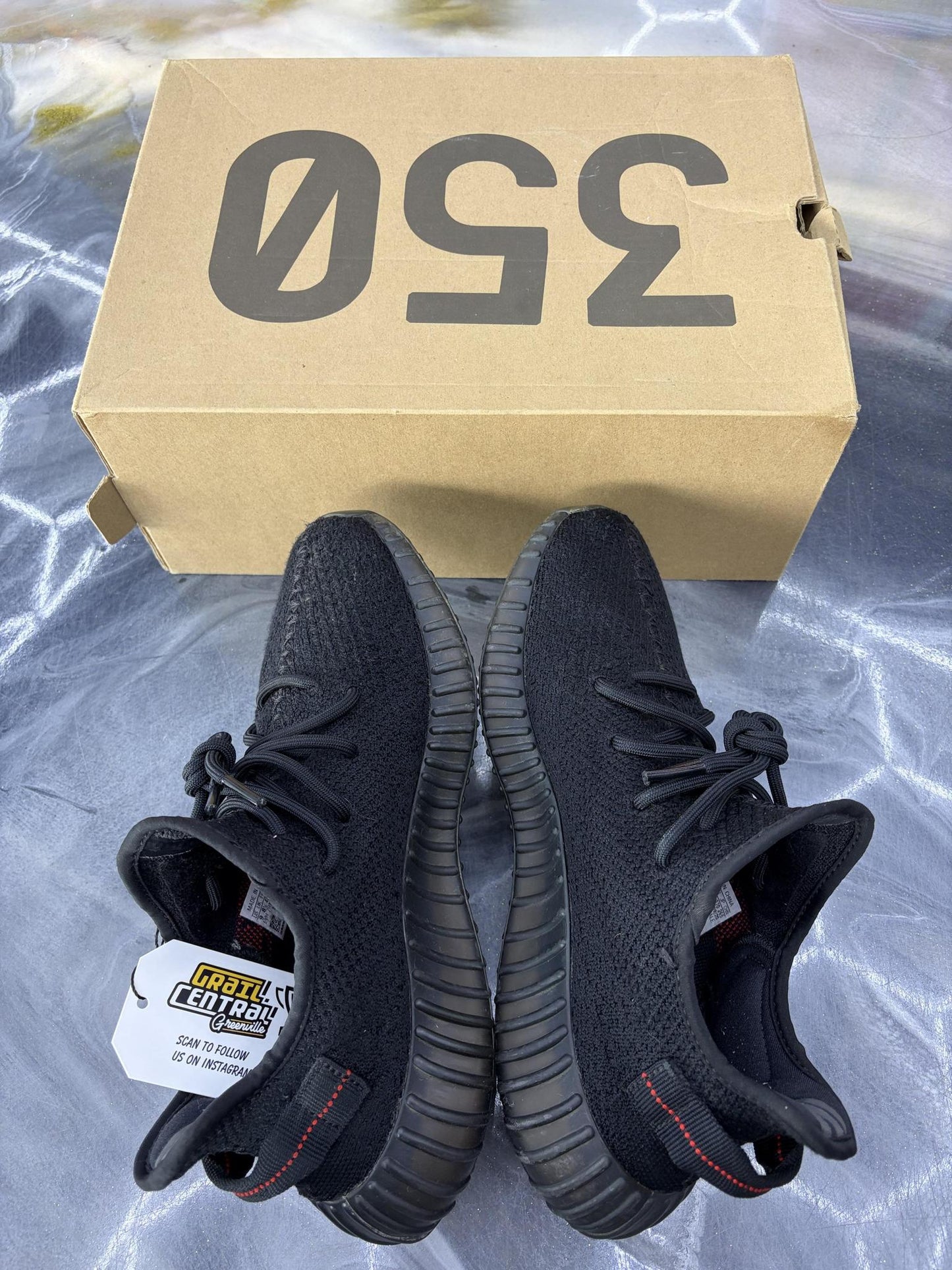 Adidas Yeezy 350 "Bred" Used Size 9