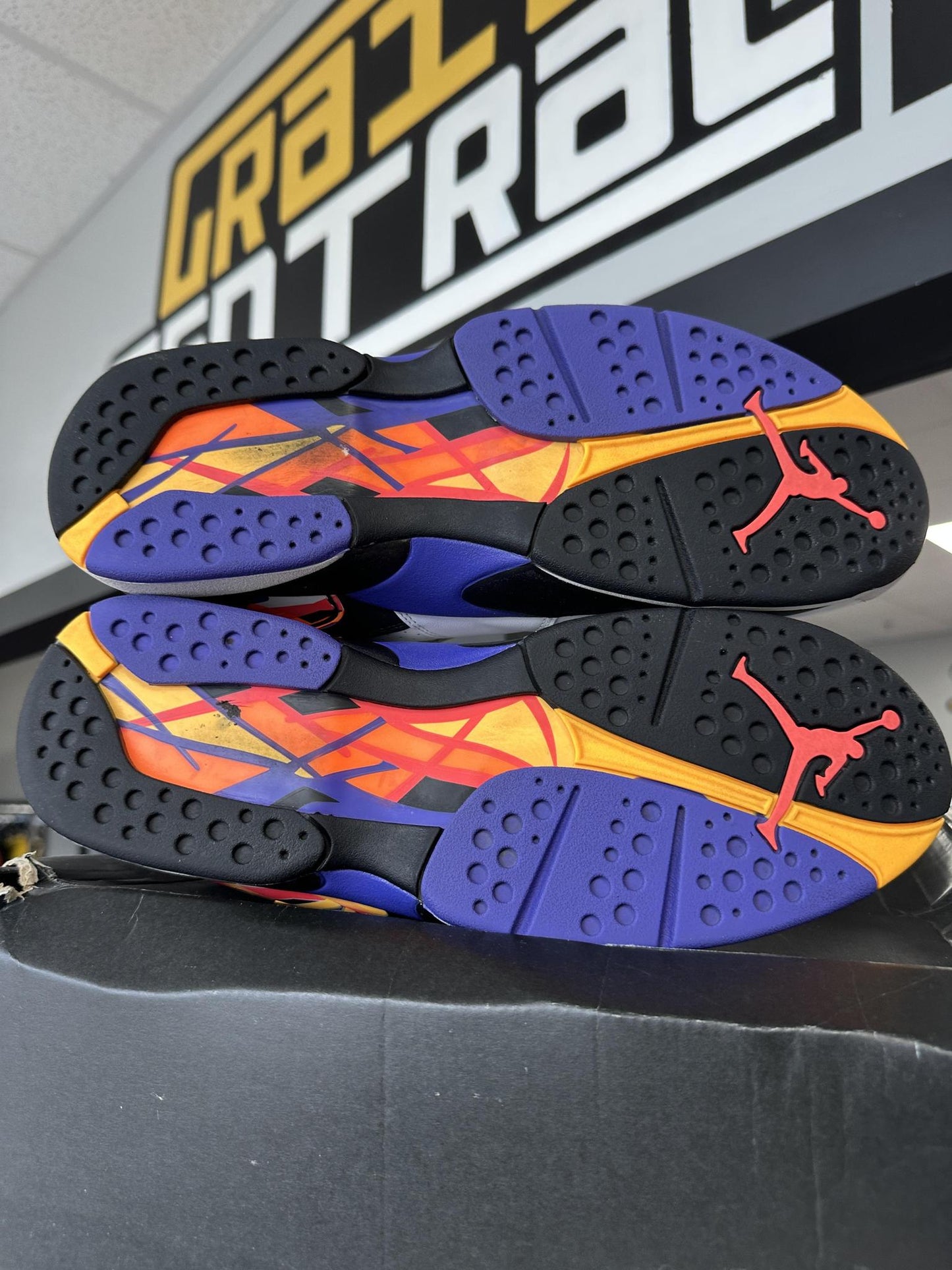 Jordan 8 "Three Peat" Size 13