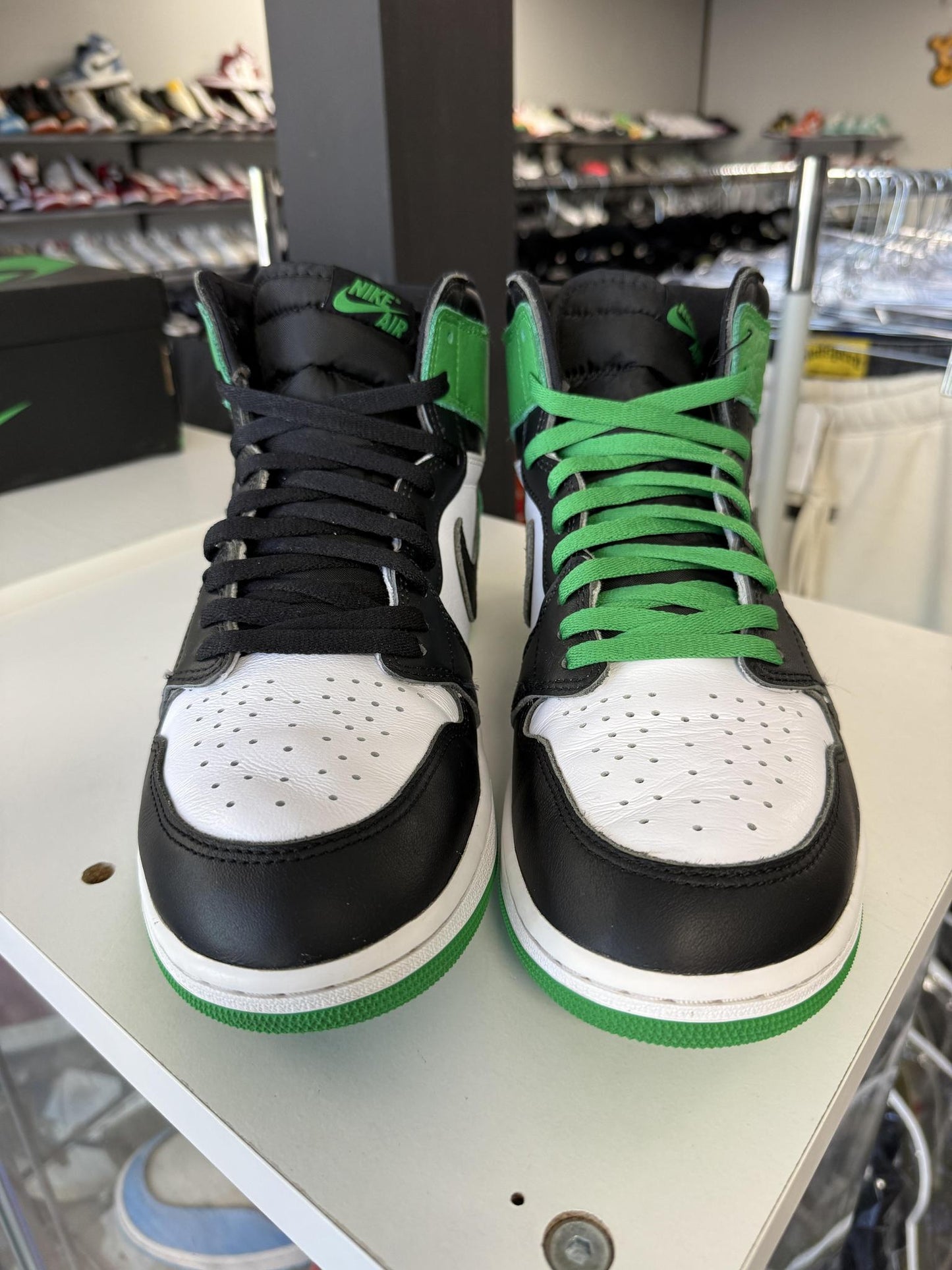 Jordan 1 "Lucky Green" Used Size 12