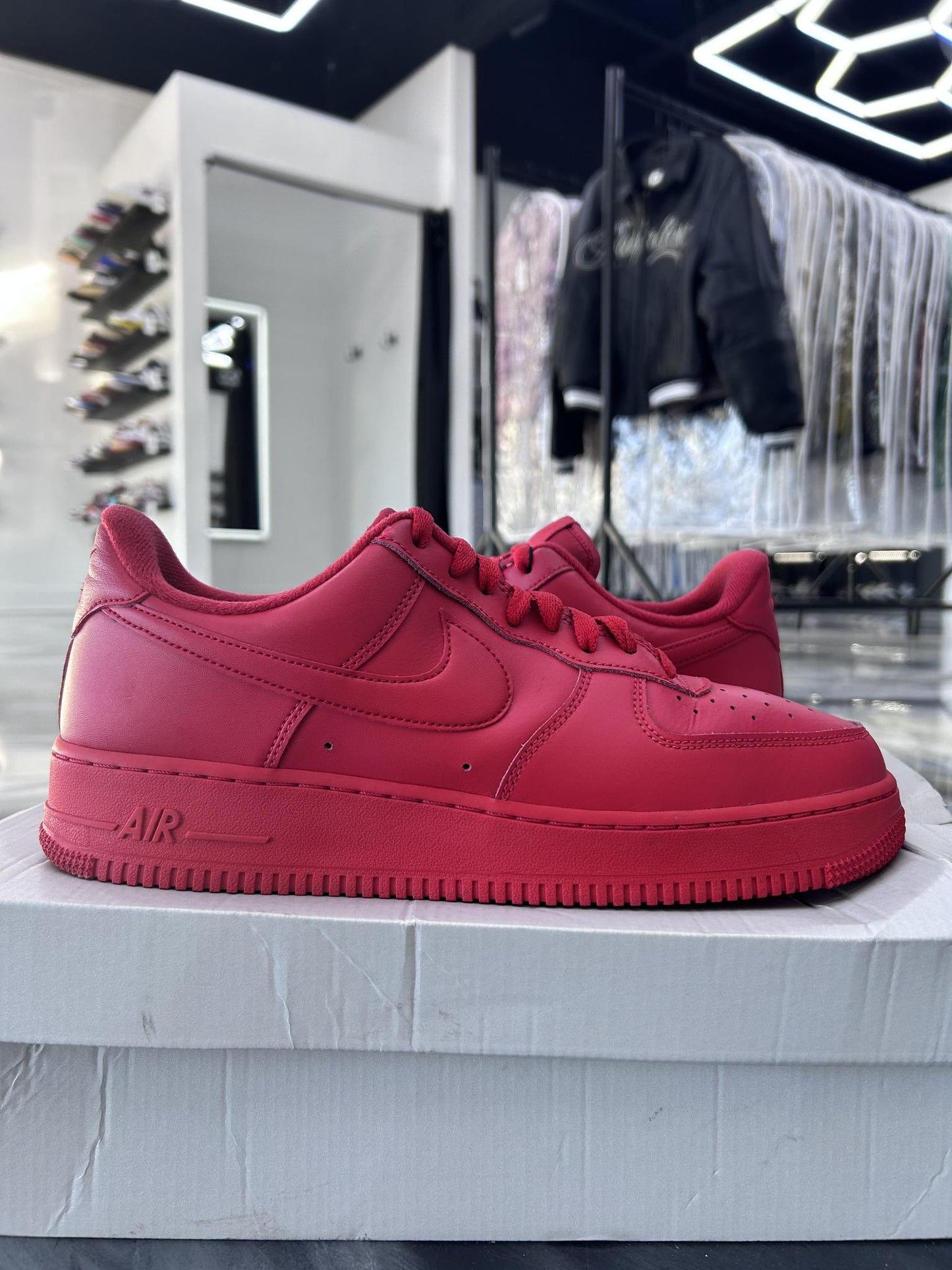 Nike Air Force 1 "Triple Red" Used Size 10.5