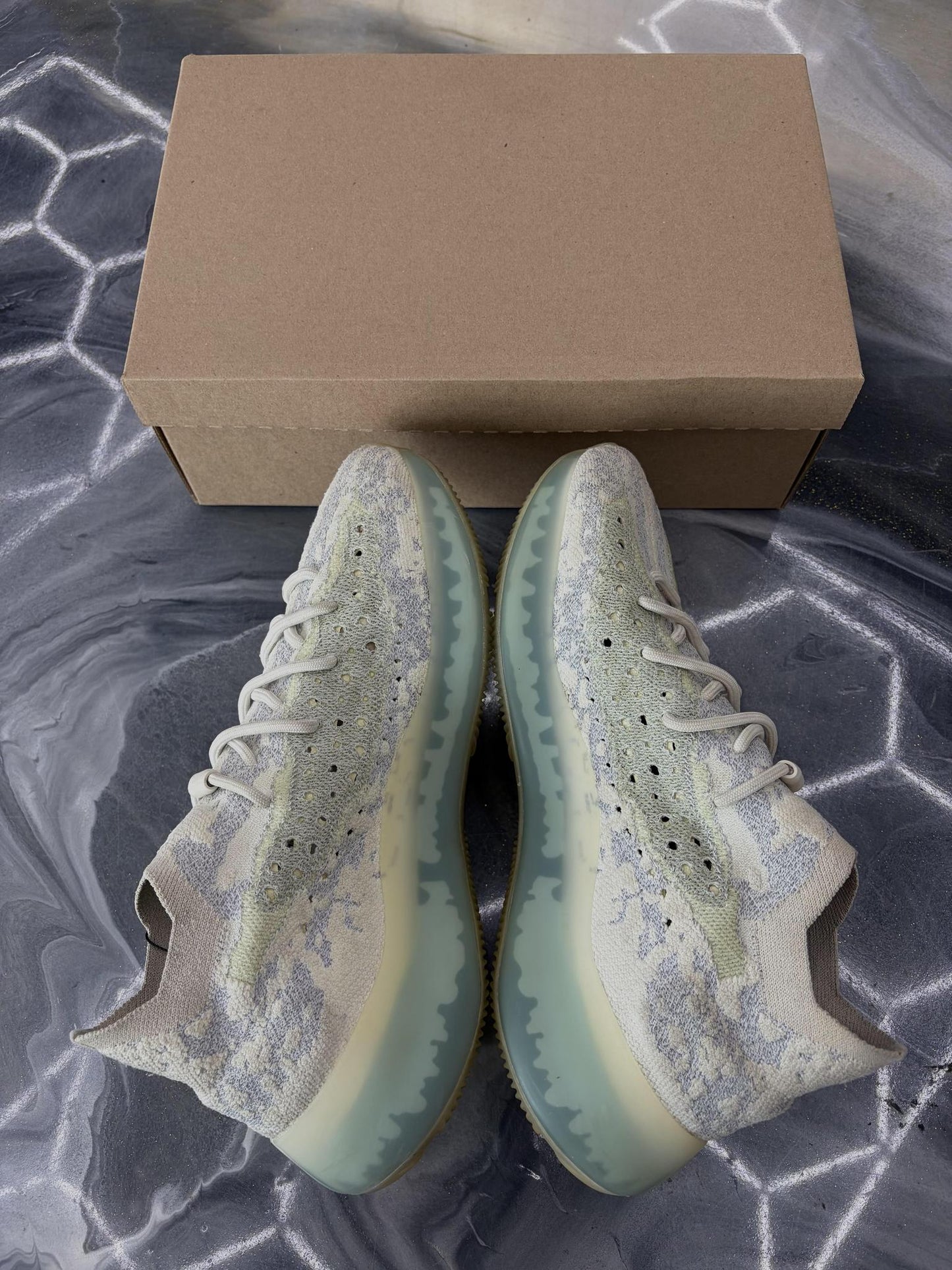 Yeezy 380 "Blue Alien" Used Size 13