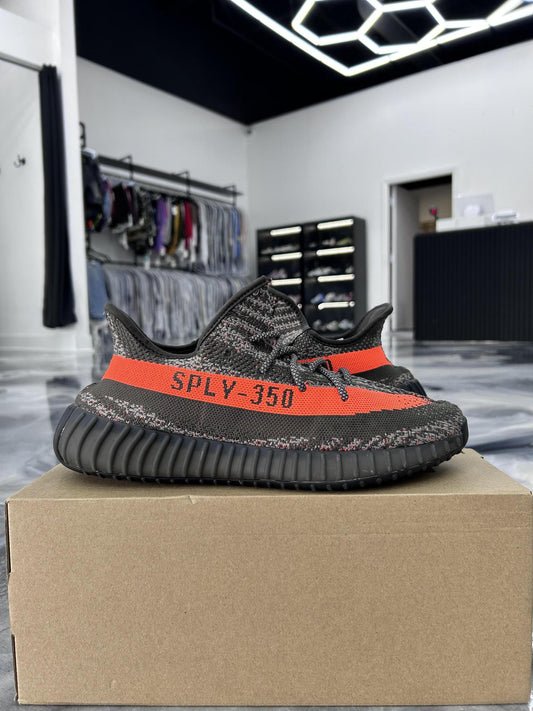 Yeezy 350 V2 "Carbon Beluga" Used Size 10.5
